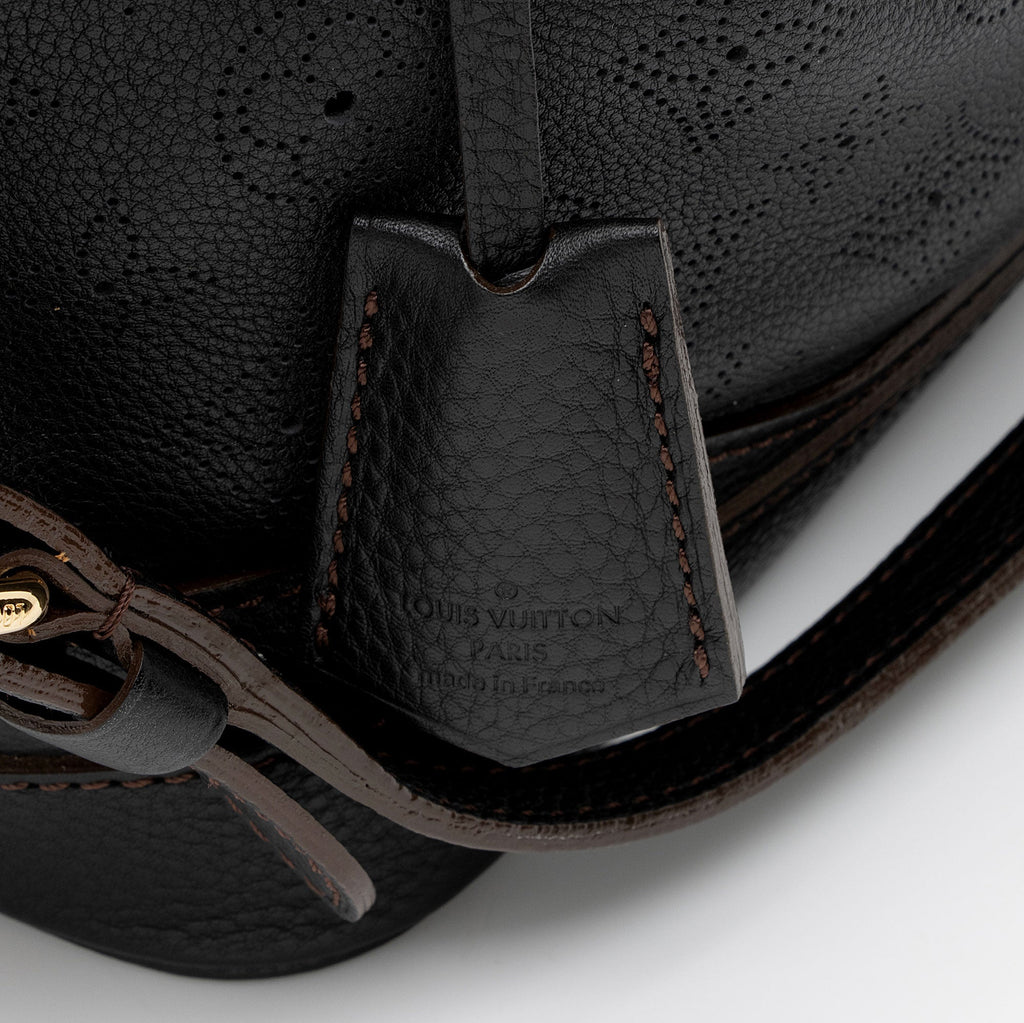 Louis Vuitton Mahina Leather Stellar PM Tote (SHF-yuBzgS)