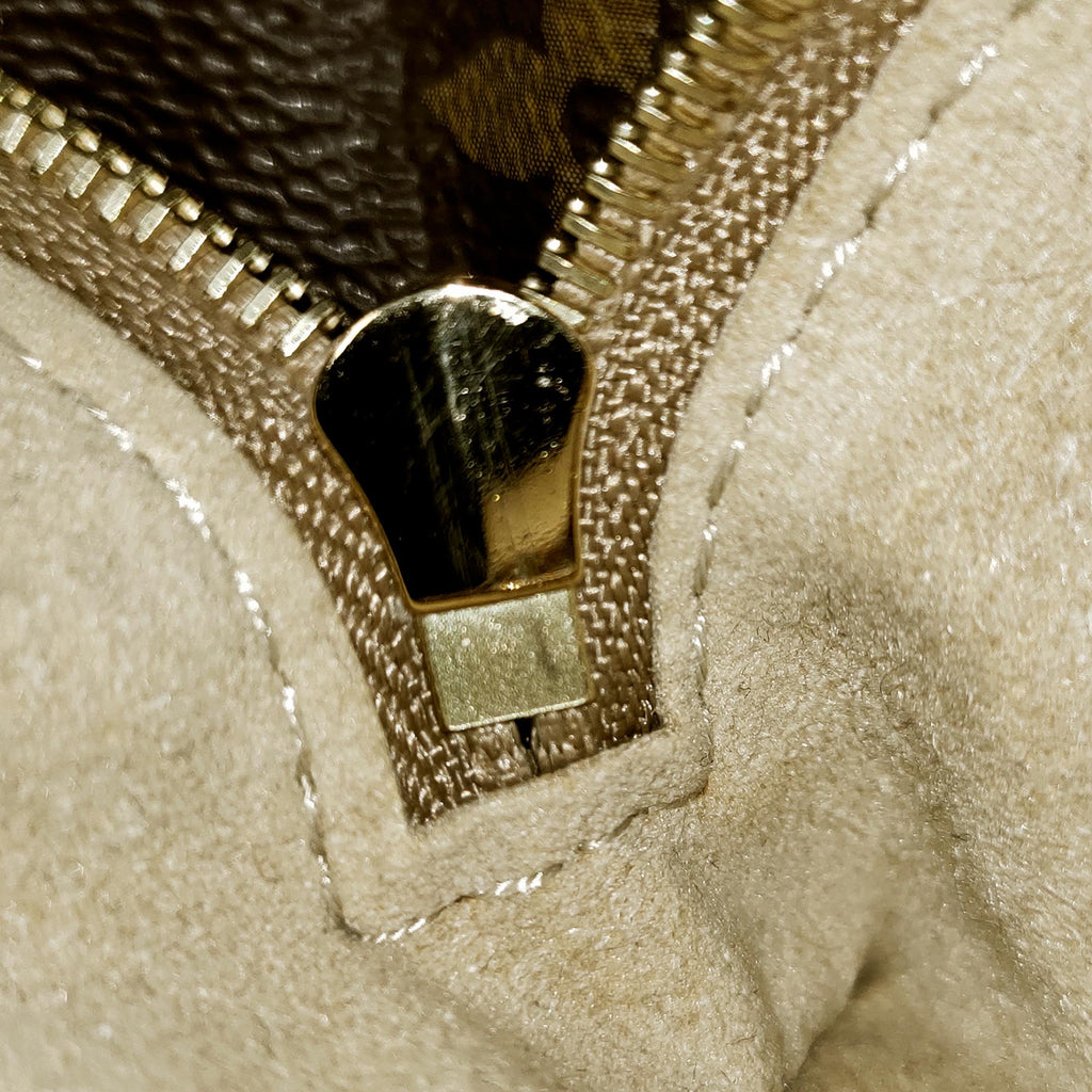 Louis Vuitton Monogram Artsy MM (SHG-37541)