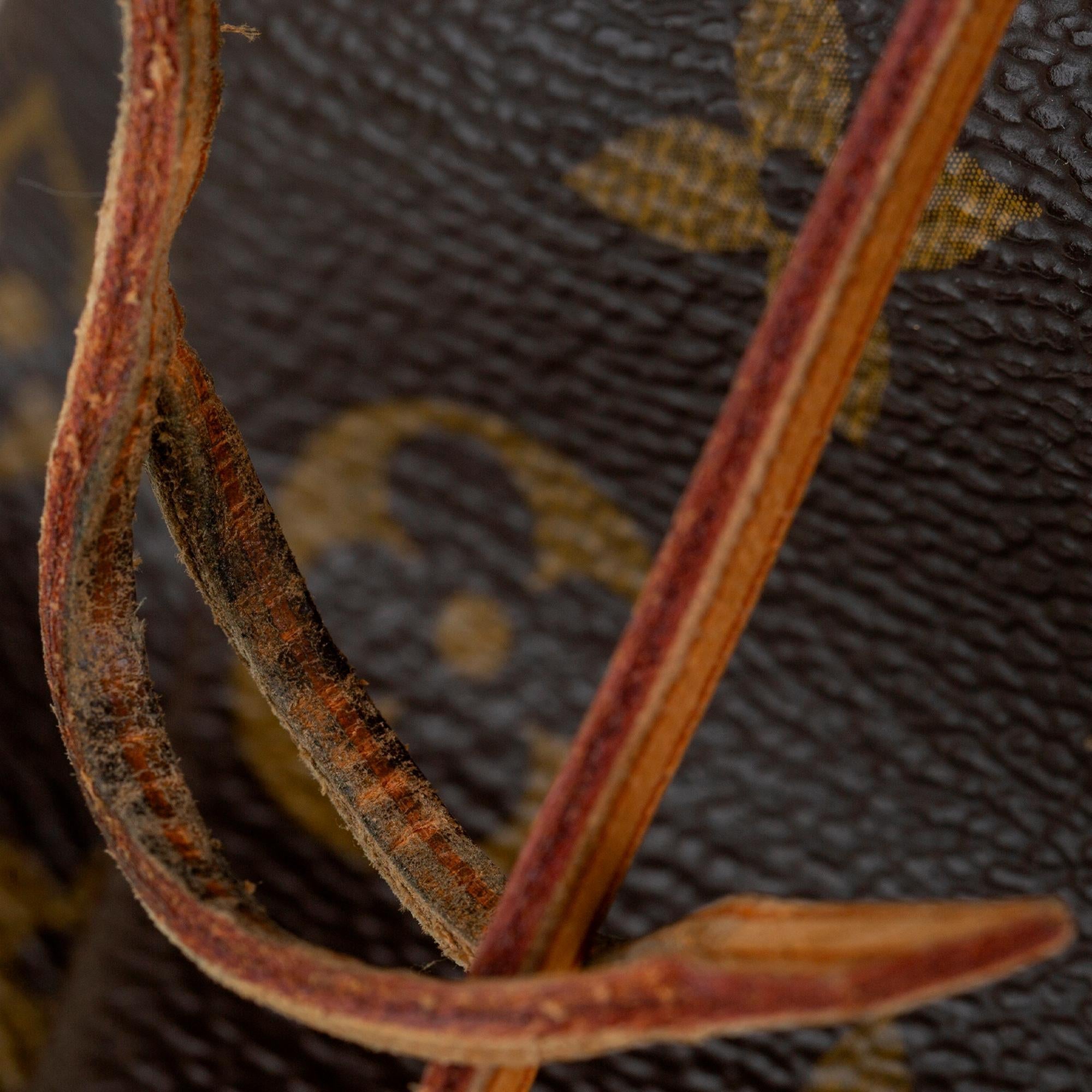 Louis Vuitton Monogram Artsy MM (SHG-37541)