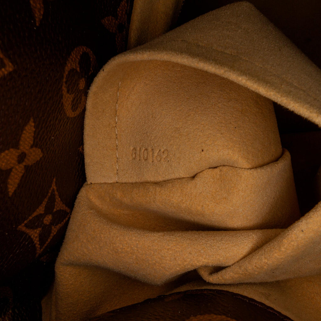 Louis Vuitton Monogram Artsy MM (SHG-rGGNeM)