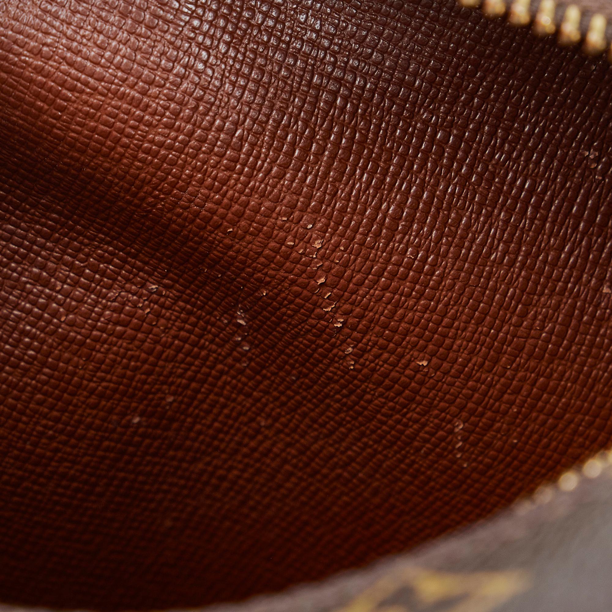 Louis Vuitton Monogram Blois