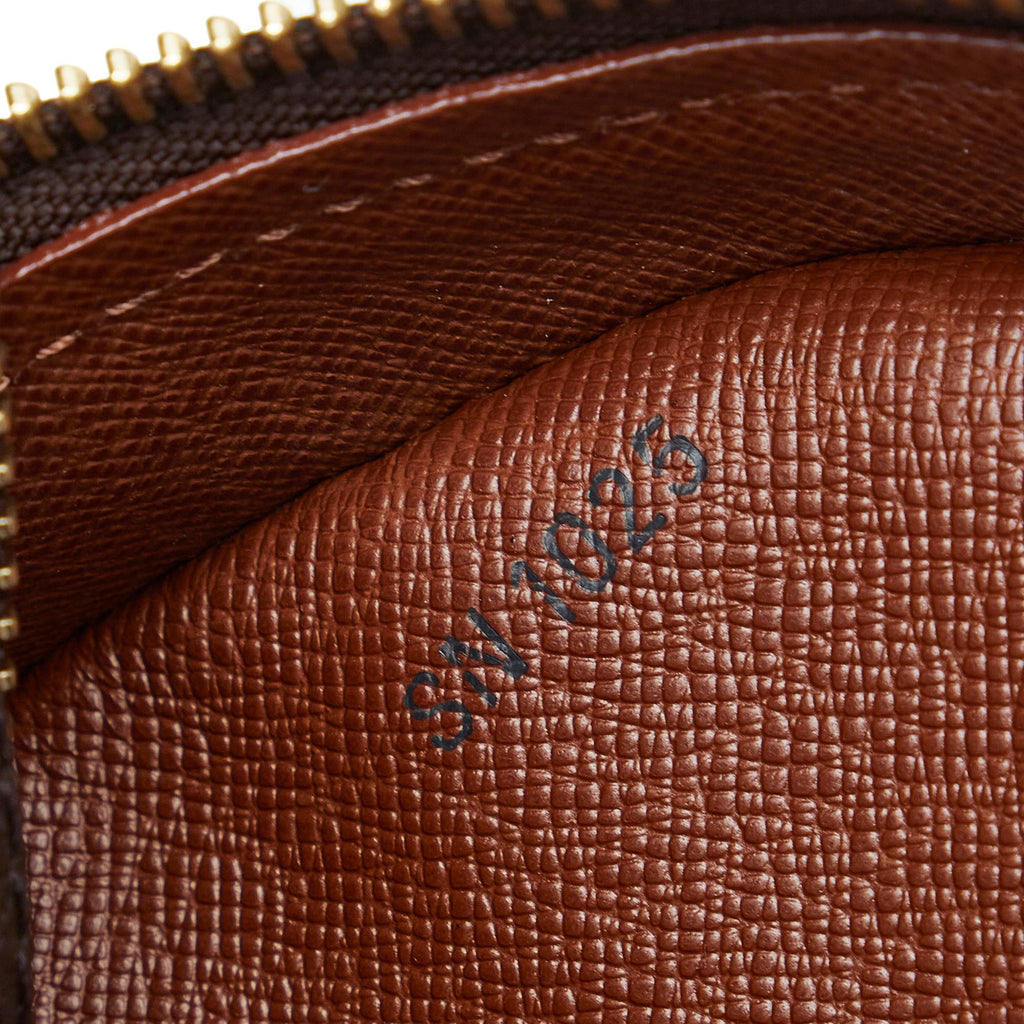 Louis Vuitton Monogram Blois