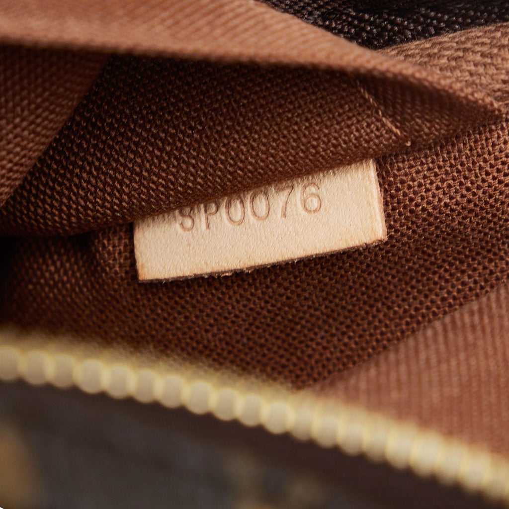 Louis Vuitton Monogram Bosphore Belt Bag (SHG-4ZUKIg)