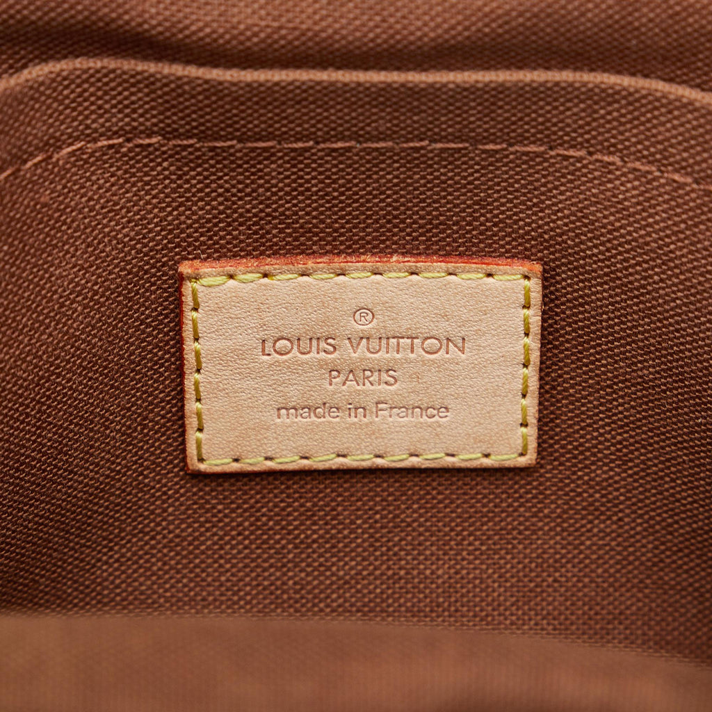 Louis Vuitton Monogram Bosphore Belt Bag (SHG-4ZUKIg)