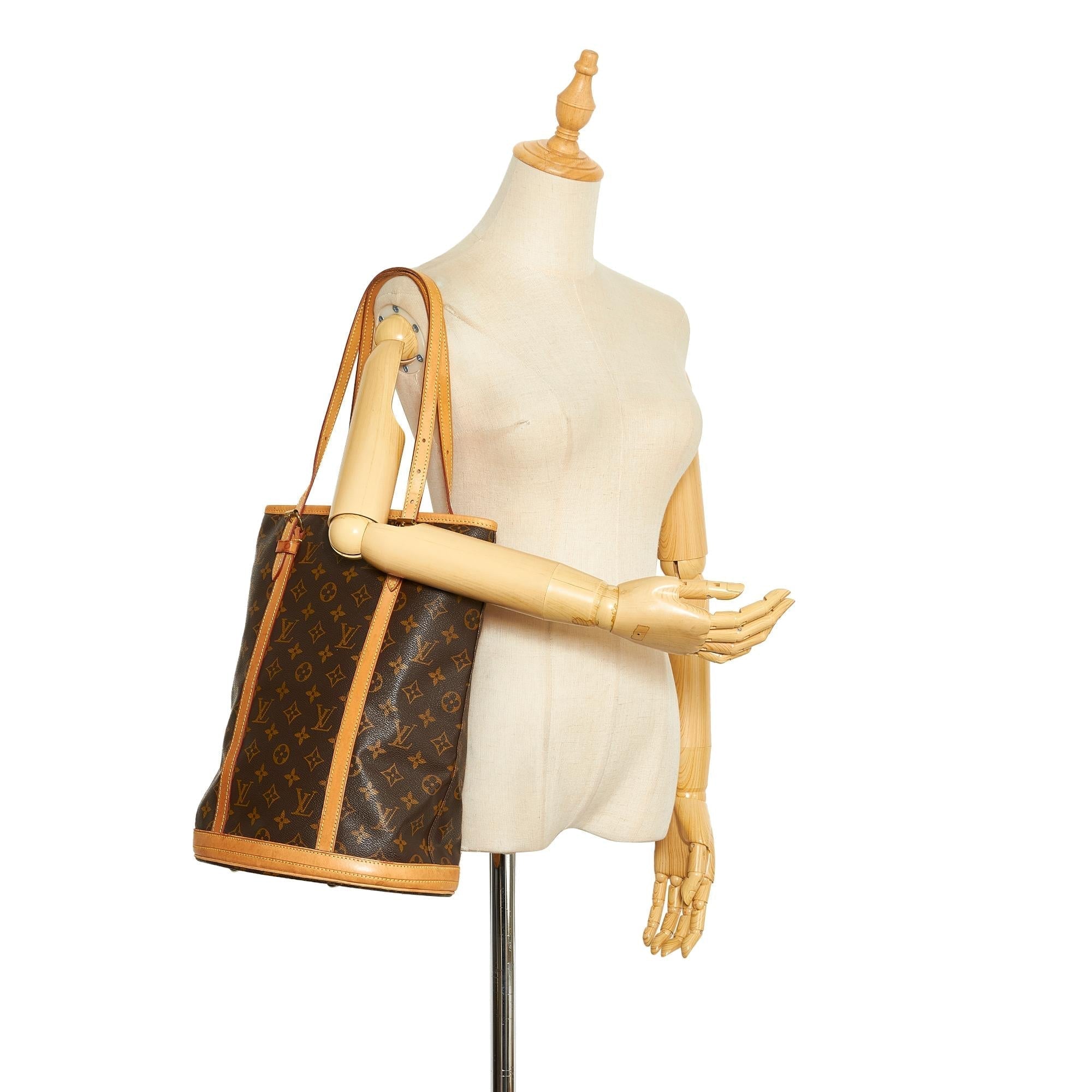 Louis Vuitton Monogram Bucket GM (SHG-oc32DL)