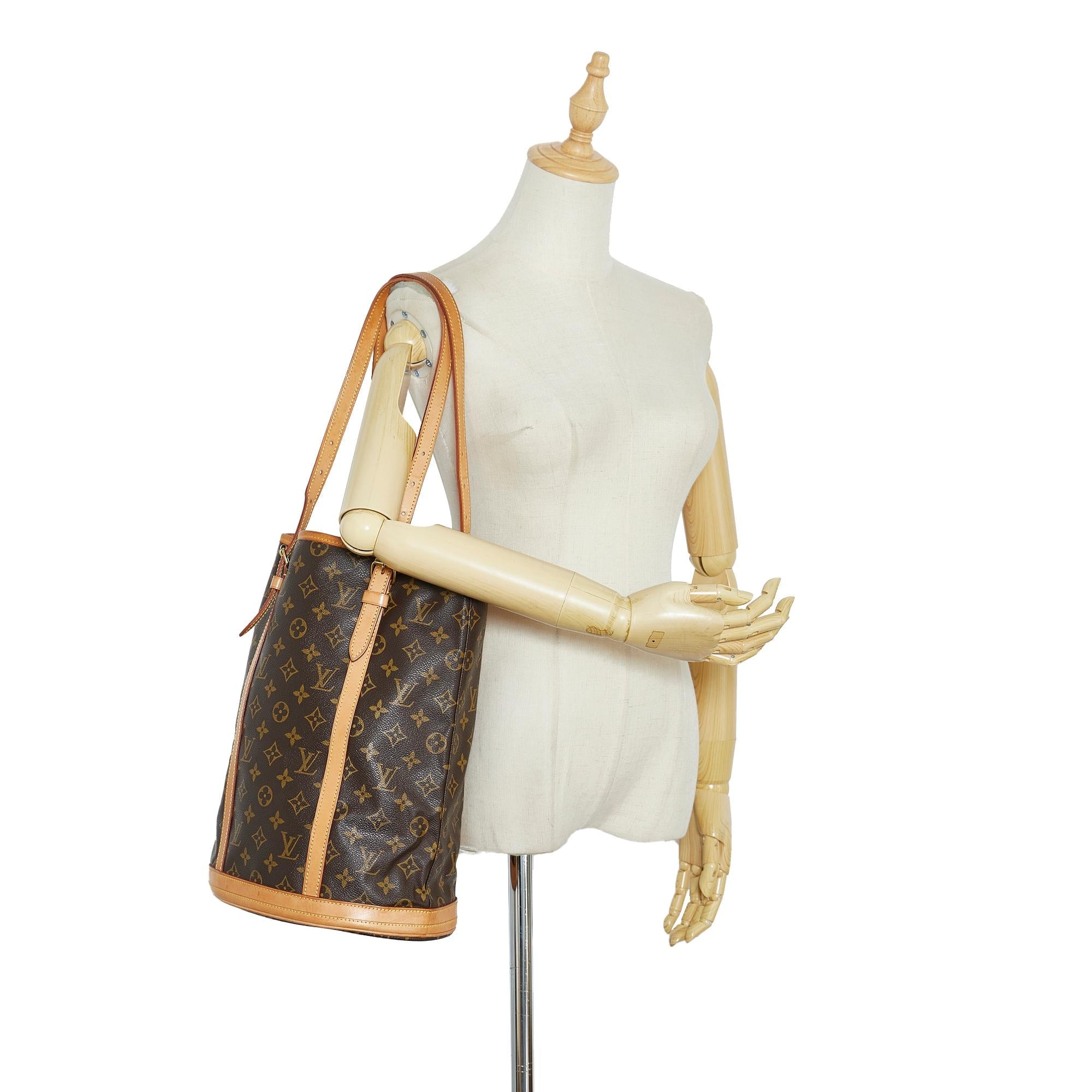 Louis Vuitton Monogram Bucket GM (SHG-csgQs2)