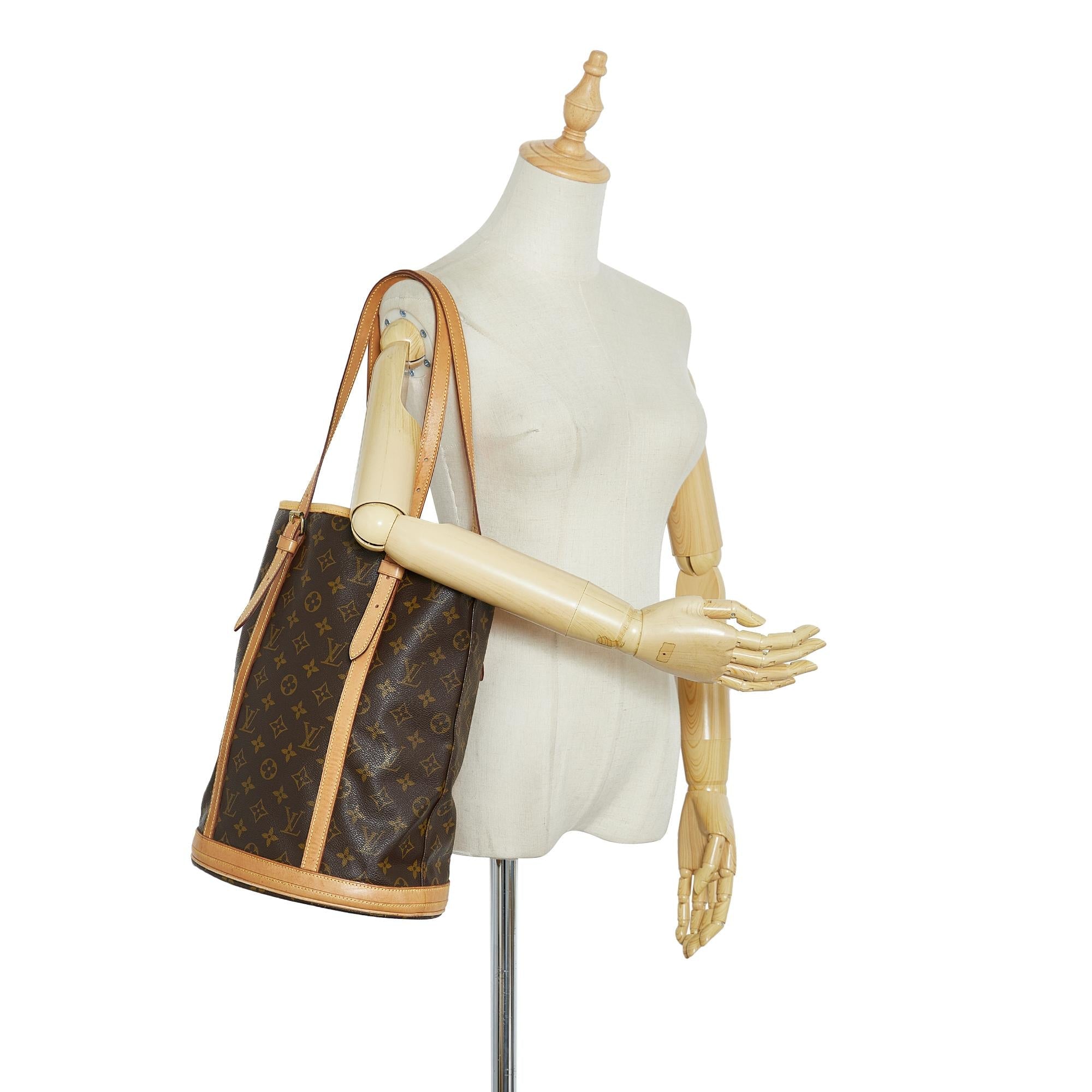 Louis Vuitton Monogram Bucket GM (SHG-aH2bPq)