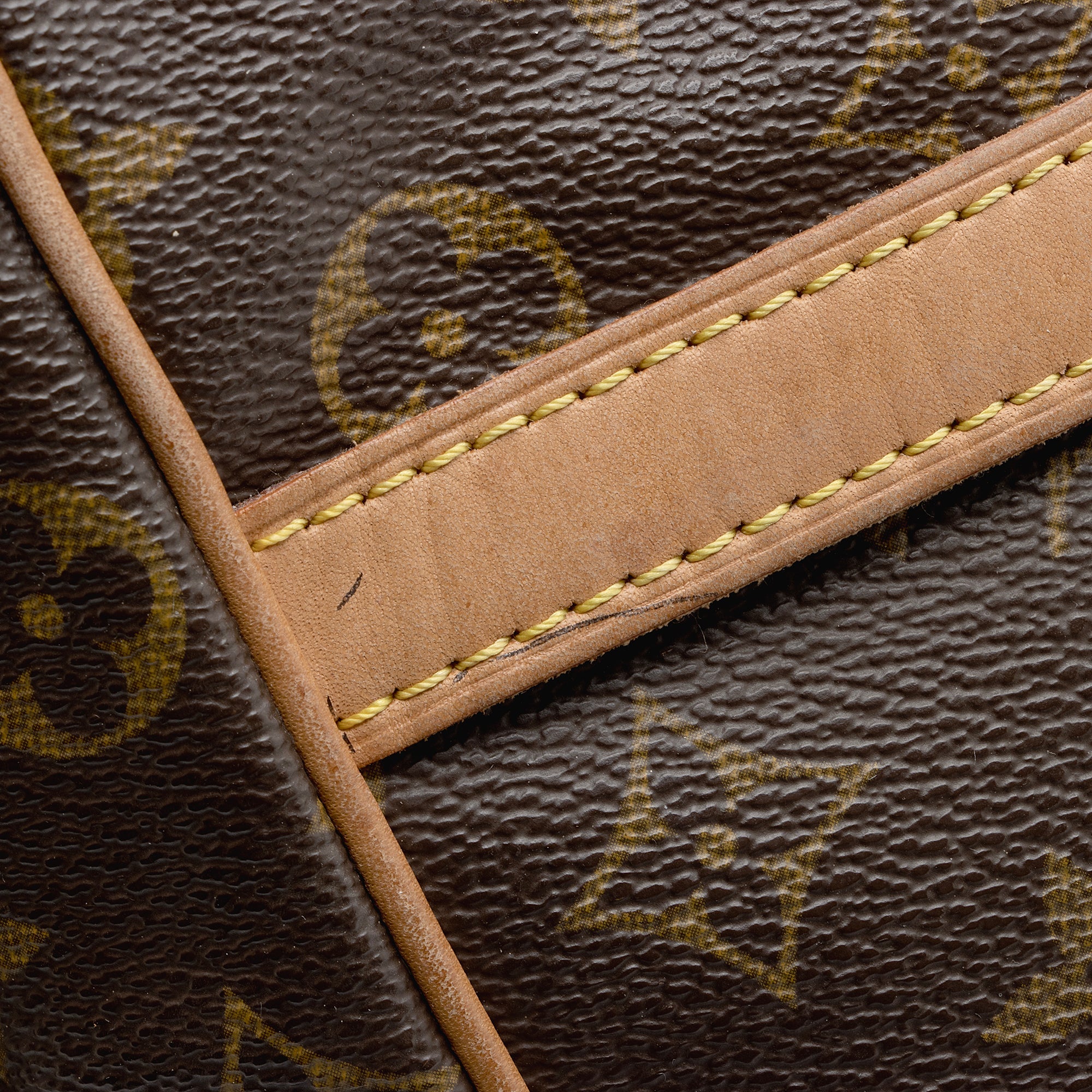 Louis Vuitton Monogram Canvas Abbesses Messenger Bag (SHF-yehWmg)