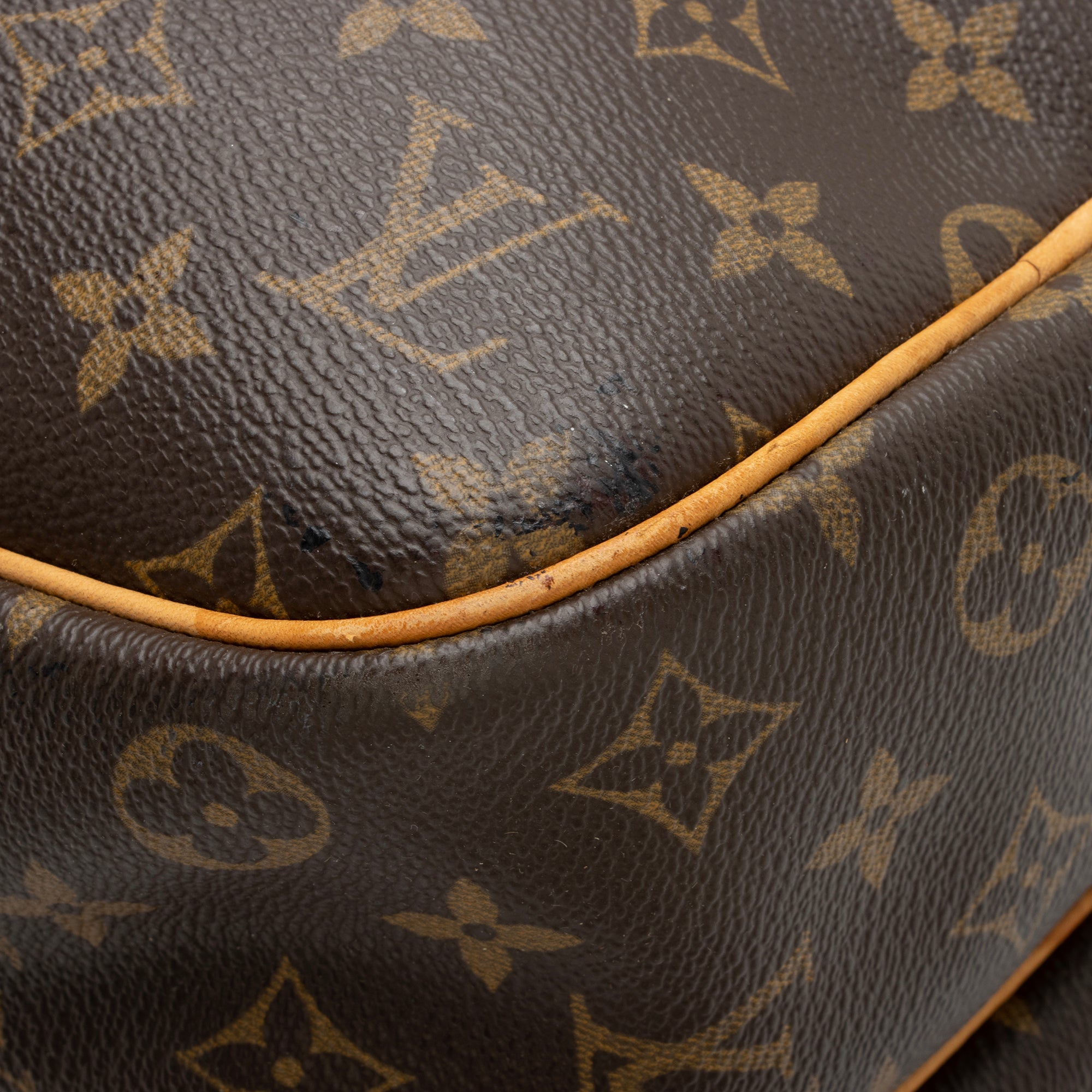 Louis Vuitton Monogram Canvas Alize 24 Heures Weekender - FINAL SALE (SHF-9uumUZ)