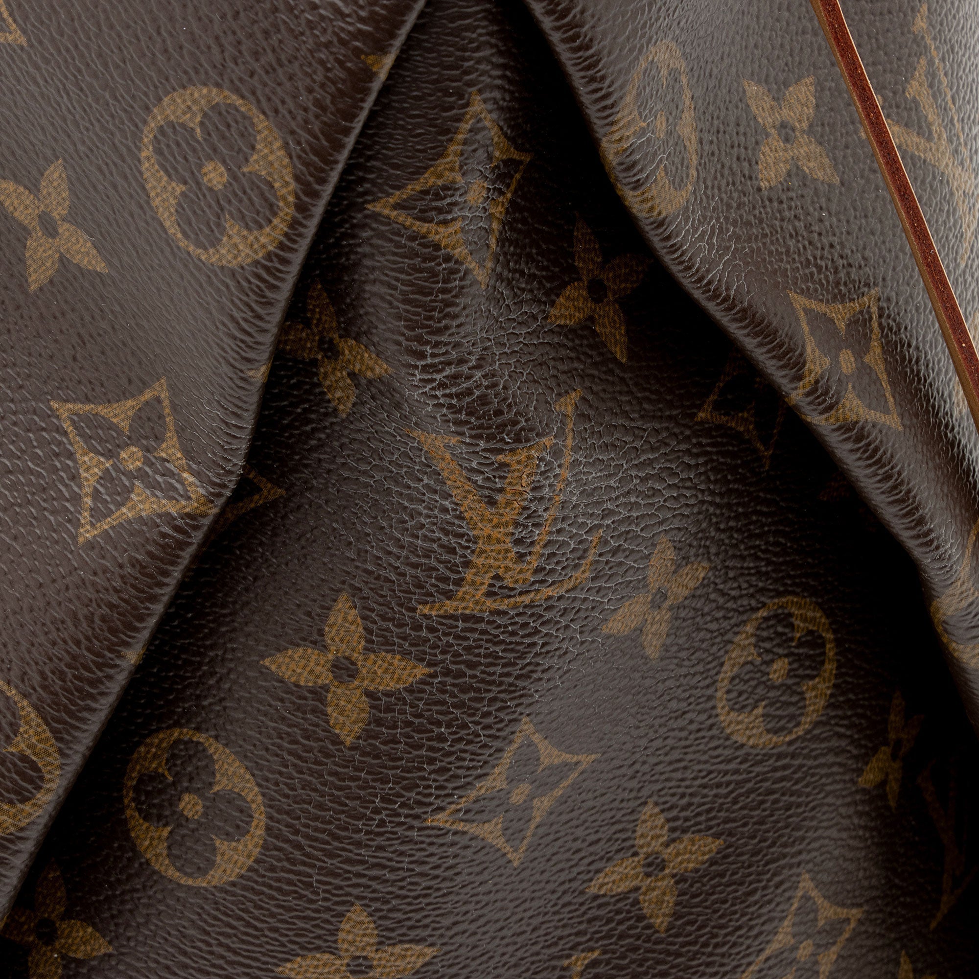 Louis Vuitton Monogram Canvas Artsy MM Shoulder Bag (SHF-RXUc2v)