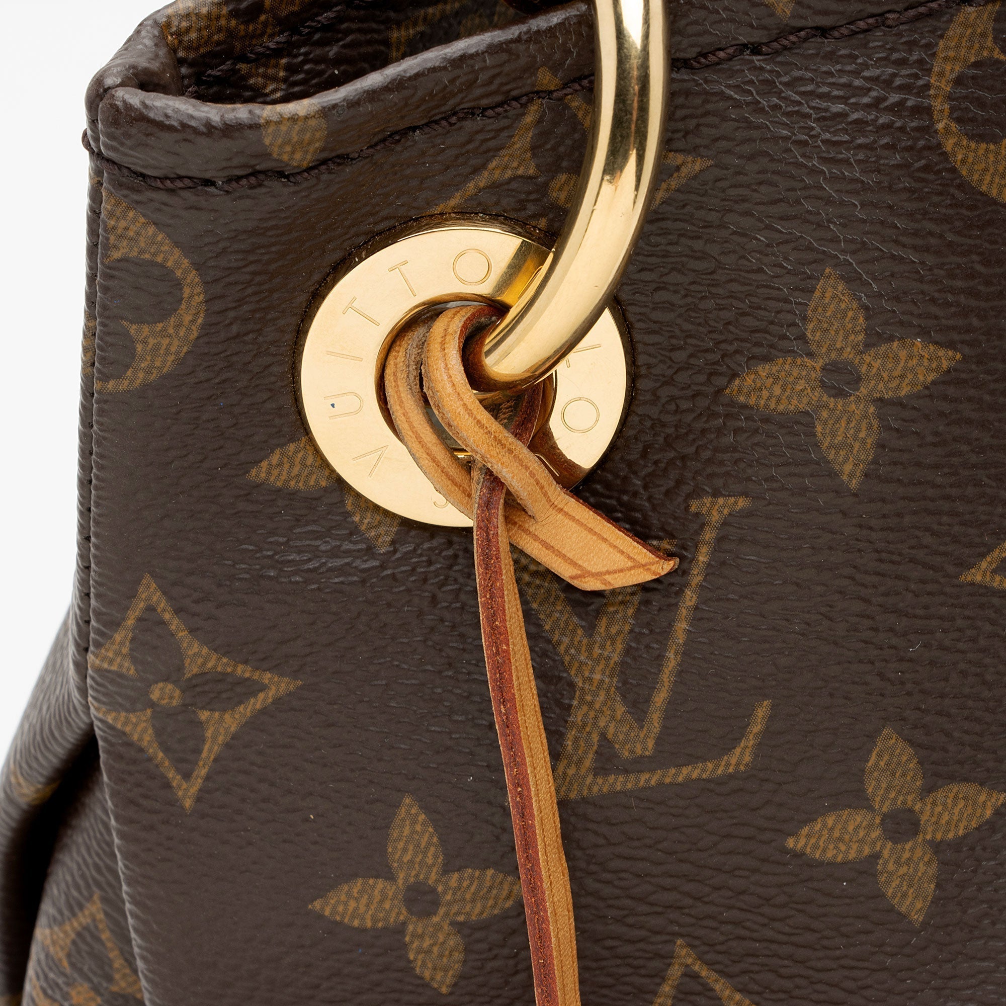 Louis Vuitton Monogram Canvas Artsy MM Shoulder Bag (SHF-RXUc2v)