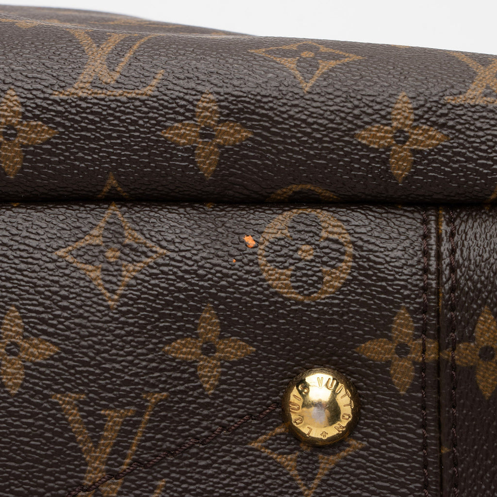 Louis Vuitton Monogram Canvas Artsy MM Shoulder Bag (SHF-Lla6Jn)