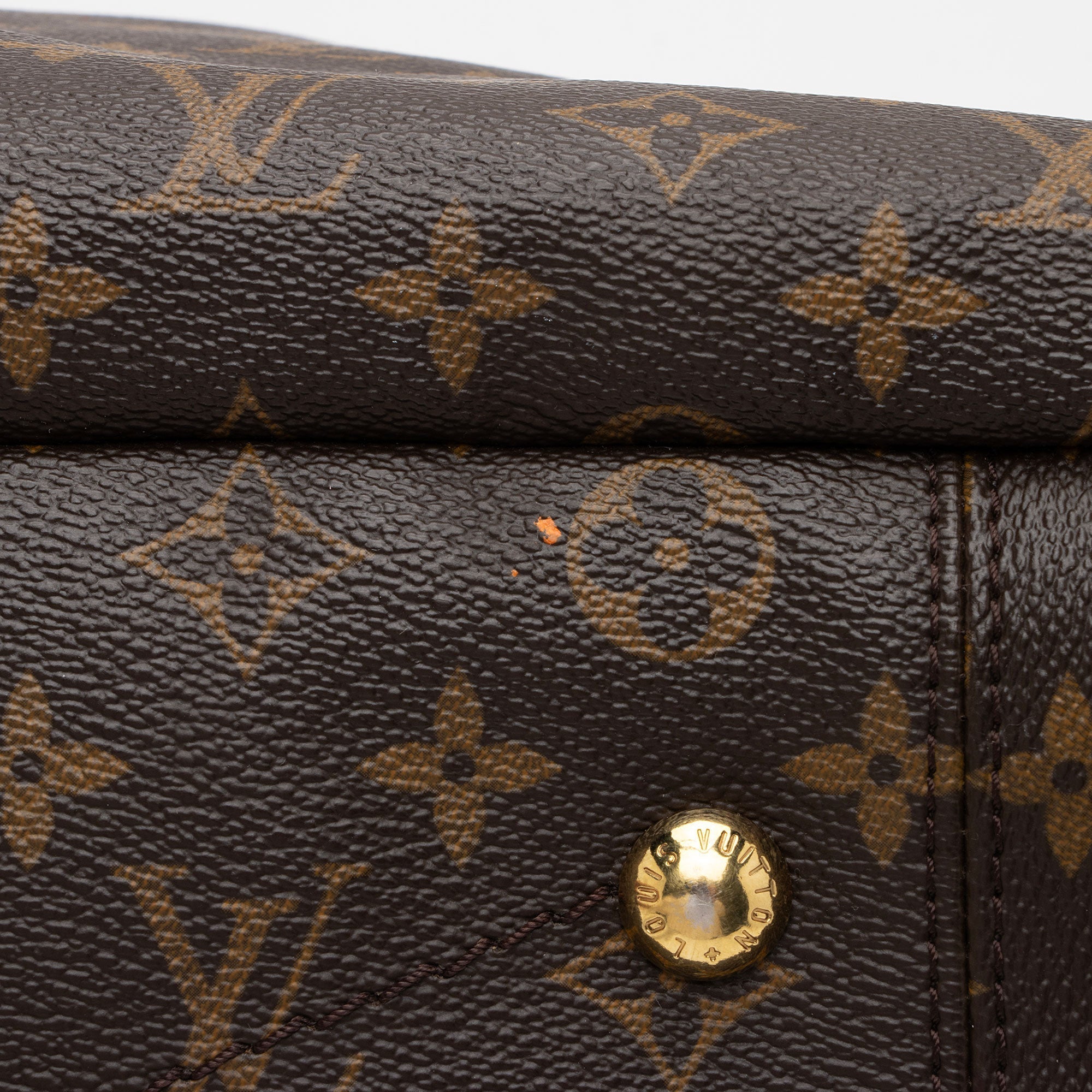Louis Vuitton Monogram Canvas Artsy MM Shoulder Bag (SHF-Lla6Jn)