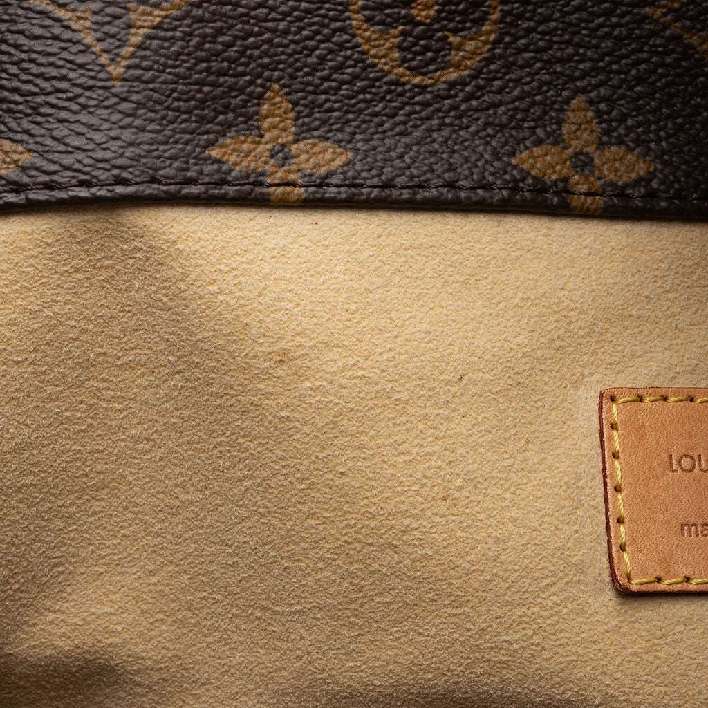 Louis Vuitton Monogram Canvas Artsy MM Shoulder Bag (SHF-Lla6Jn)