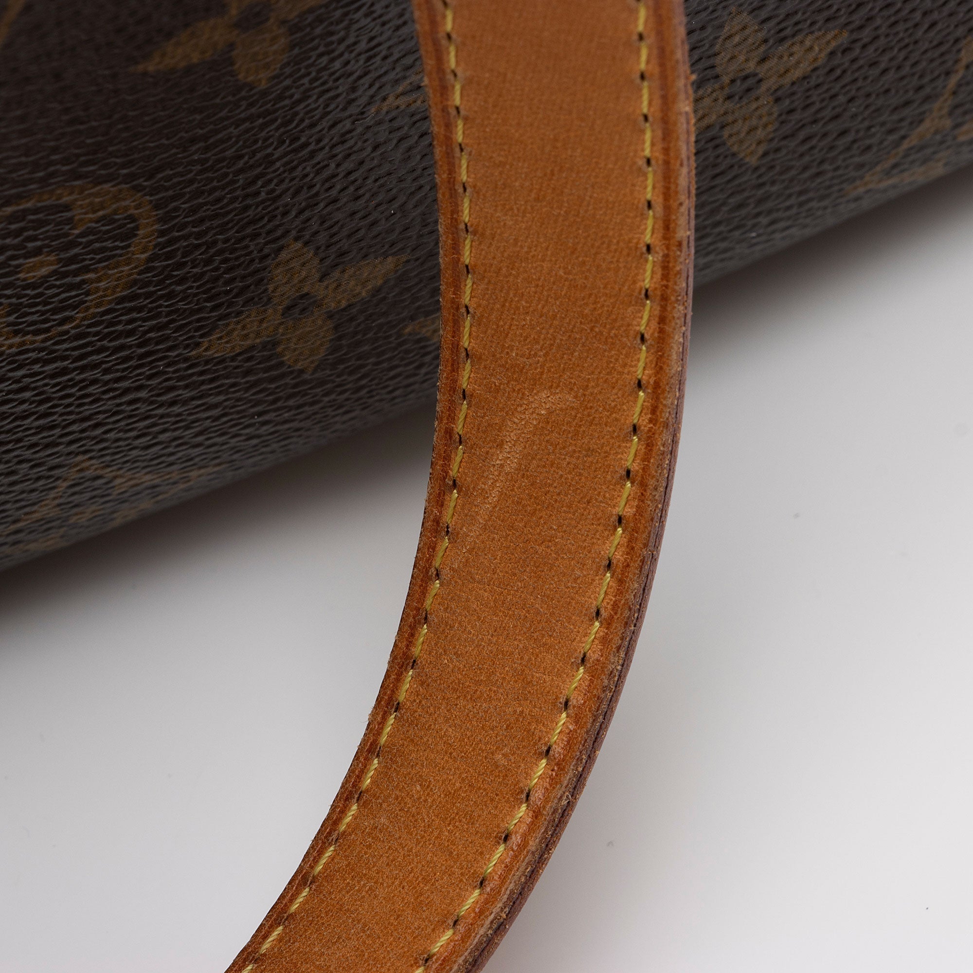 Louis Vuitton Monogram Canvas Batignolles Horizontal Tote (SHF-FJBnXV)