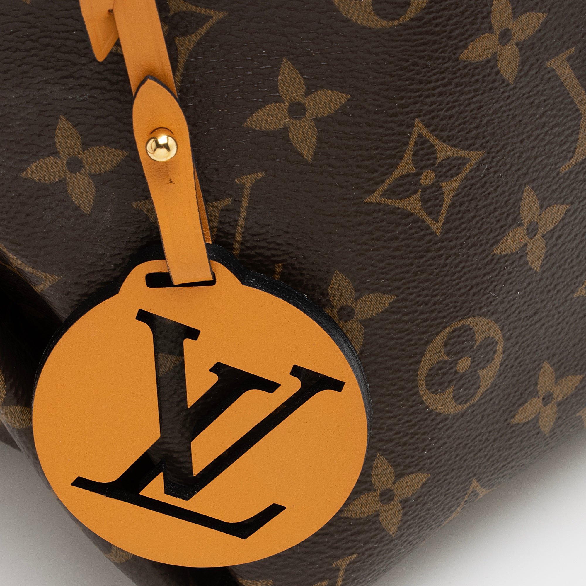 Louis Vuitton Monogram Canvas Beaubourg Mini Hobo (SHF-22782)