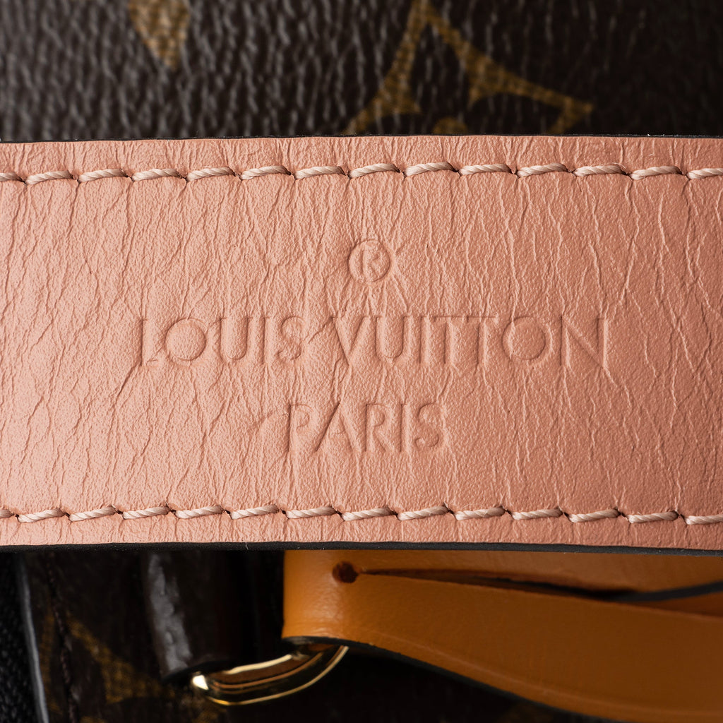 Louis Vuitton Monogram Canvas Beaubourg Mini Hobo (SHF-22782)