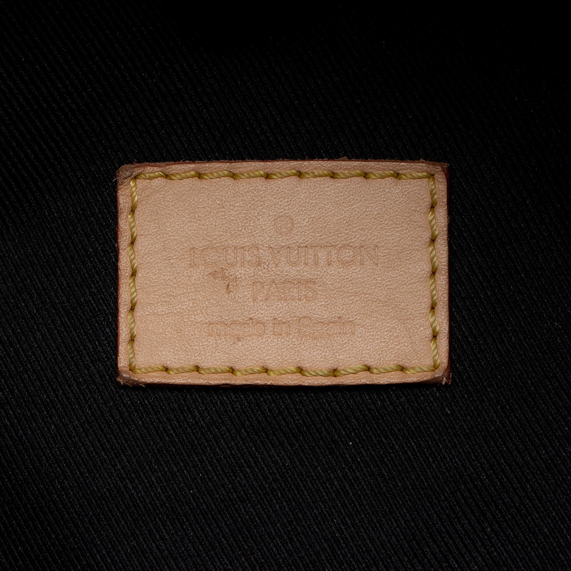 Louis Vuitton Monogram Canvas Bumbag (SHF-jnv8ax)