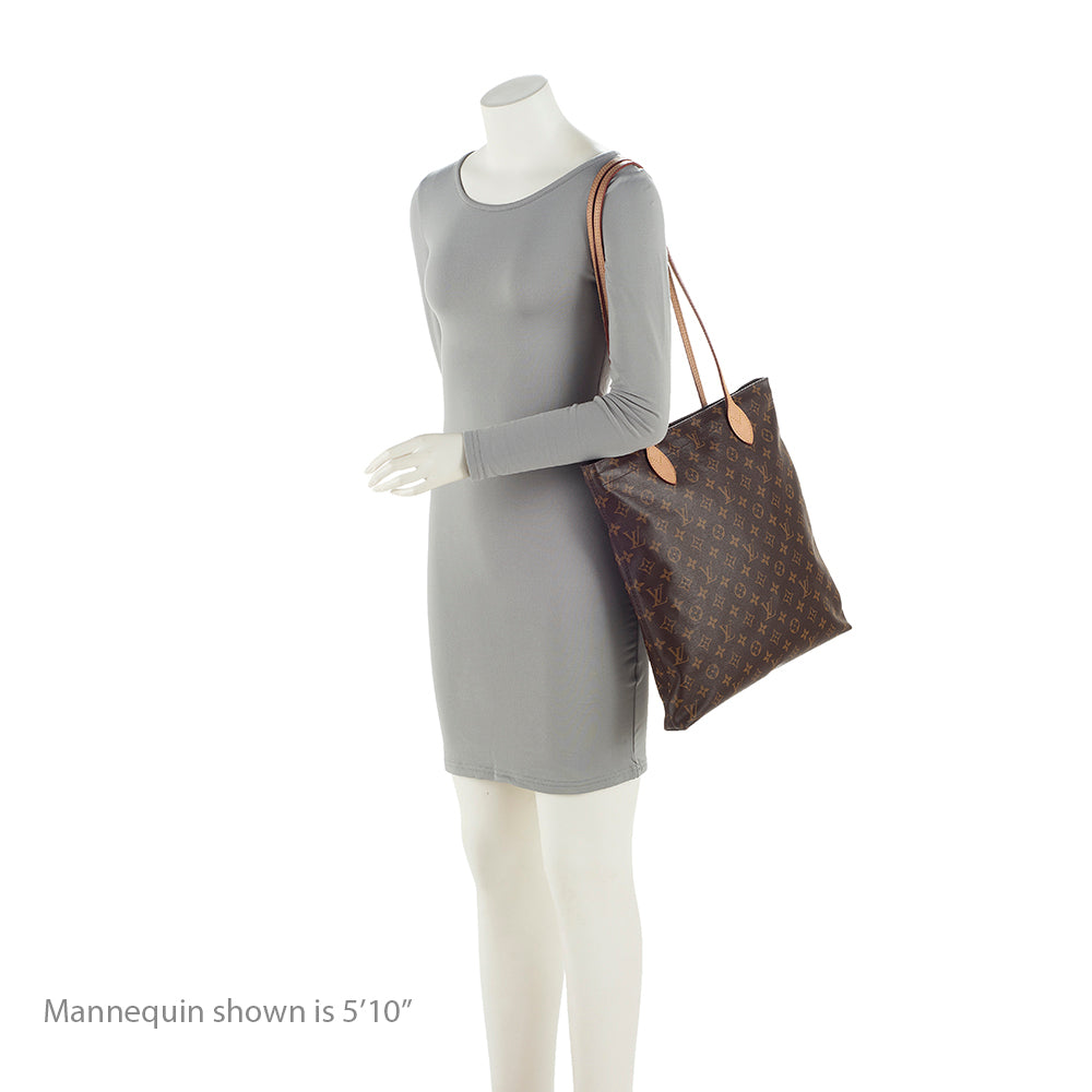 Louis Vuitton Monogram Canvas Carry It Tote (SHF-22024)