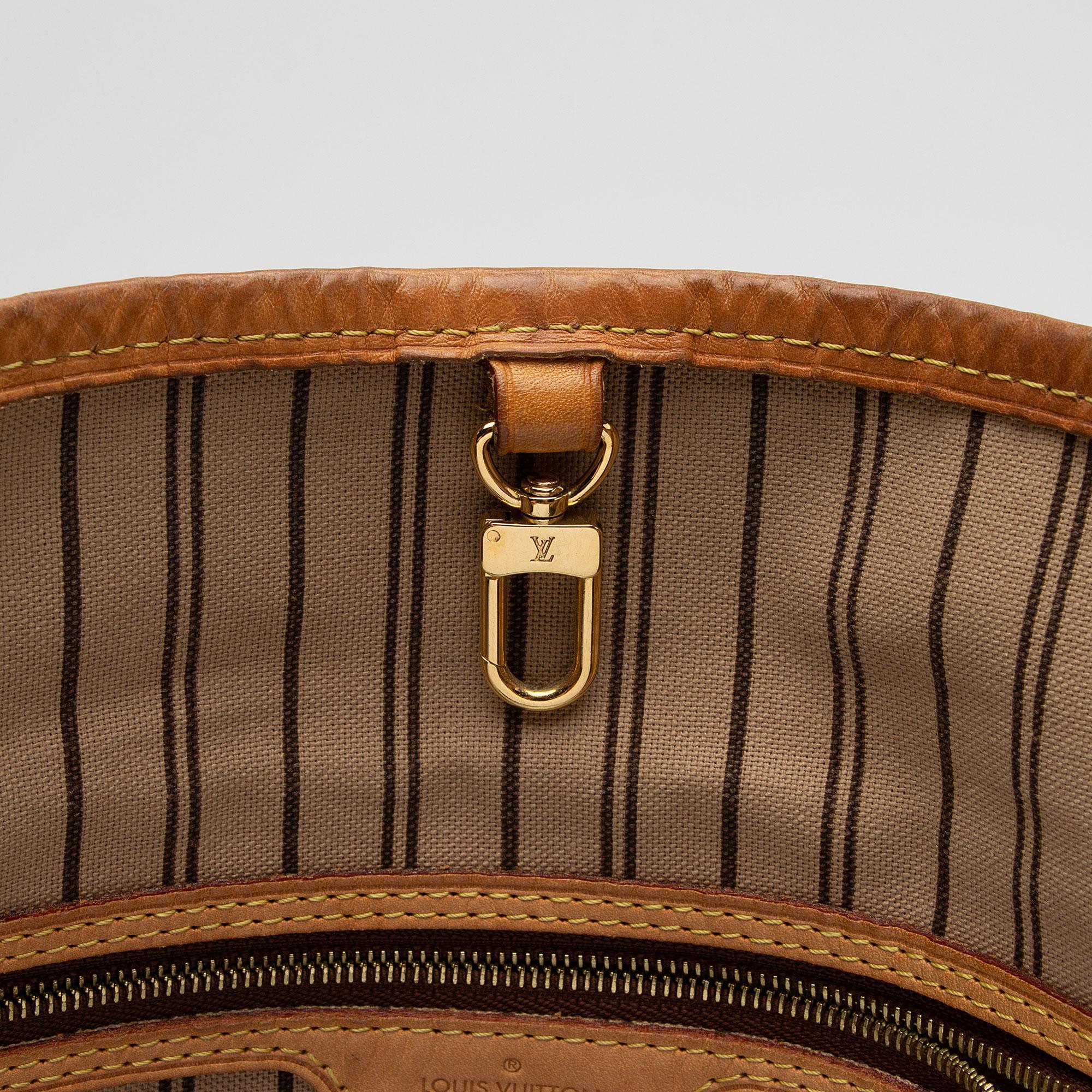 Louis Vuitton Monogram Canvas Delightful MM Shoulder Bag (SHF-BlbpyK)