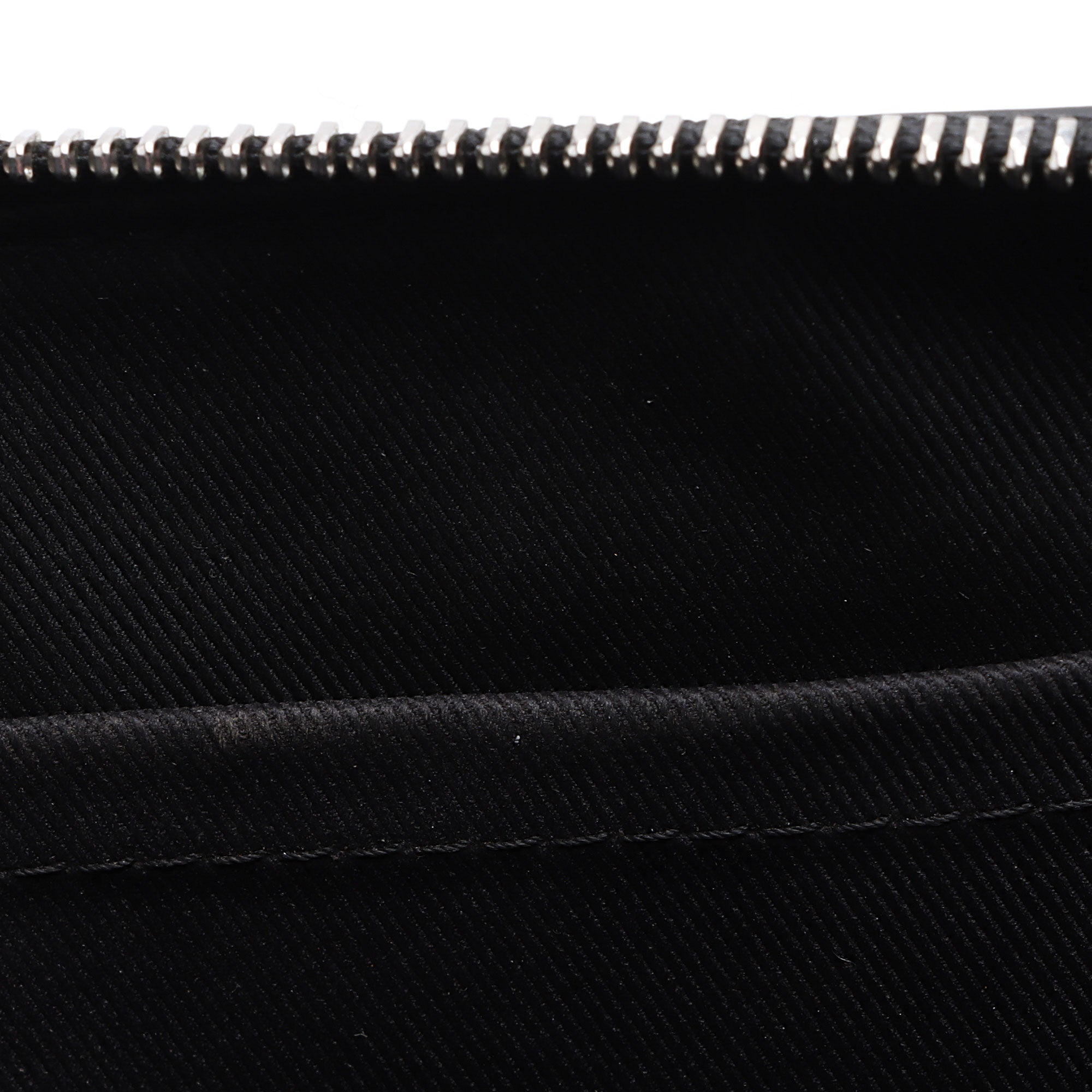 Louis Vuitton Monogram Canvas Discovery GM Pochette (SHF-H95Uqt)