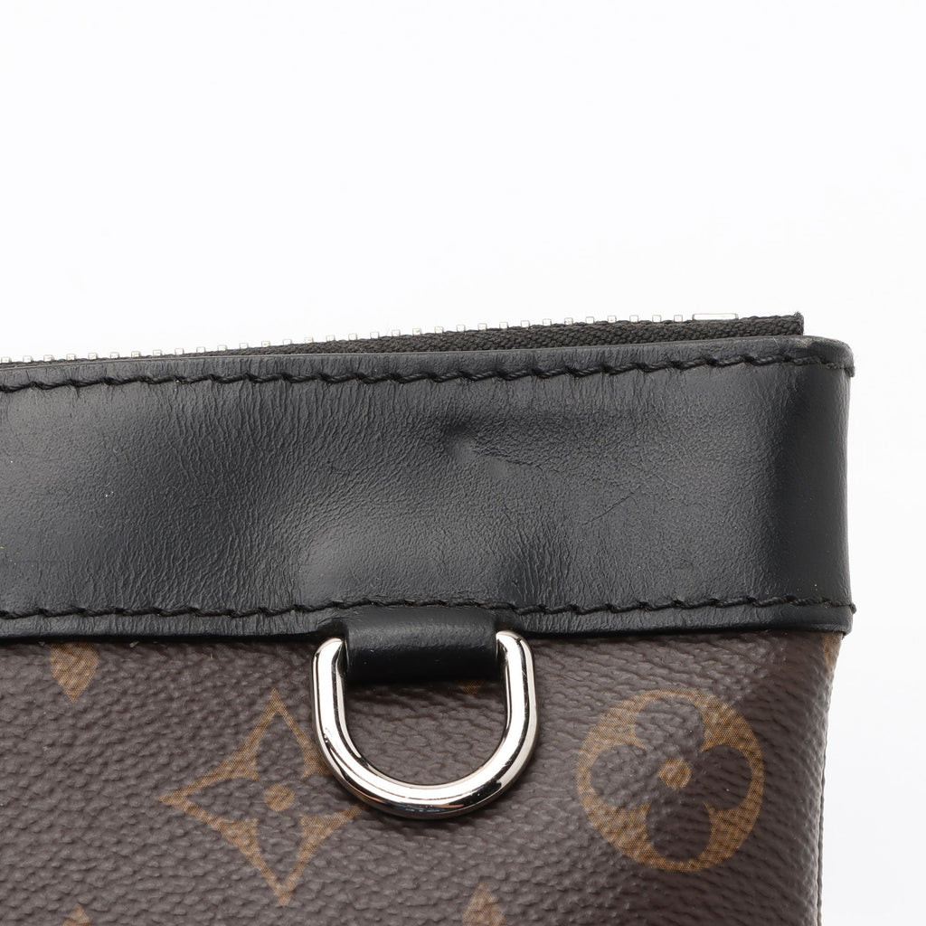 Louis Vuitton Monogram Canvas Discovery GM Pochette (SHF-H95Uqt)