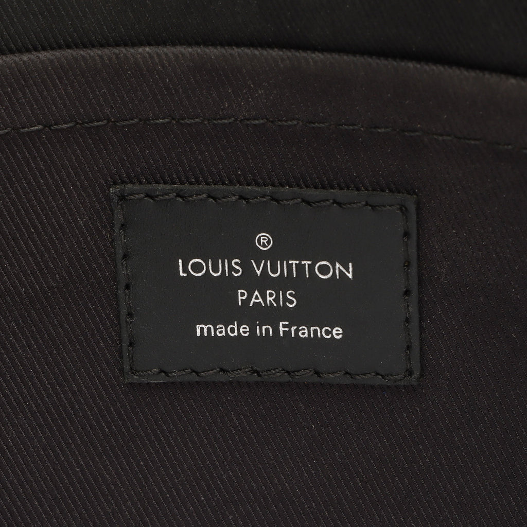Louis Vuitton Monogram Canvas Discovery GM Pochette (SHF-H95Uqt)