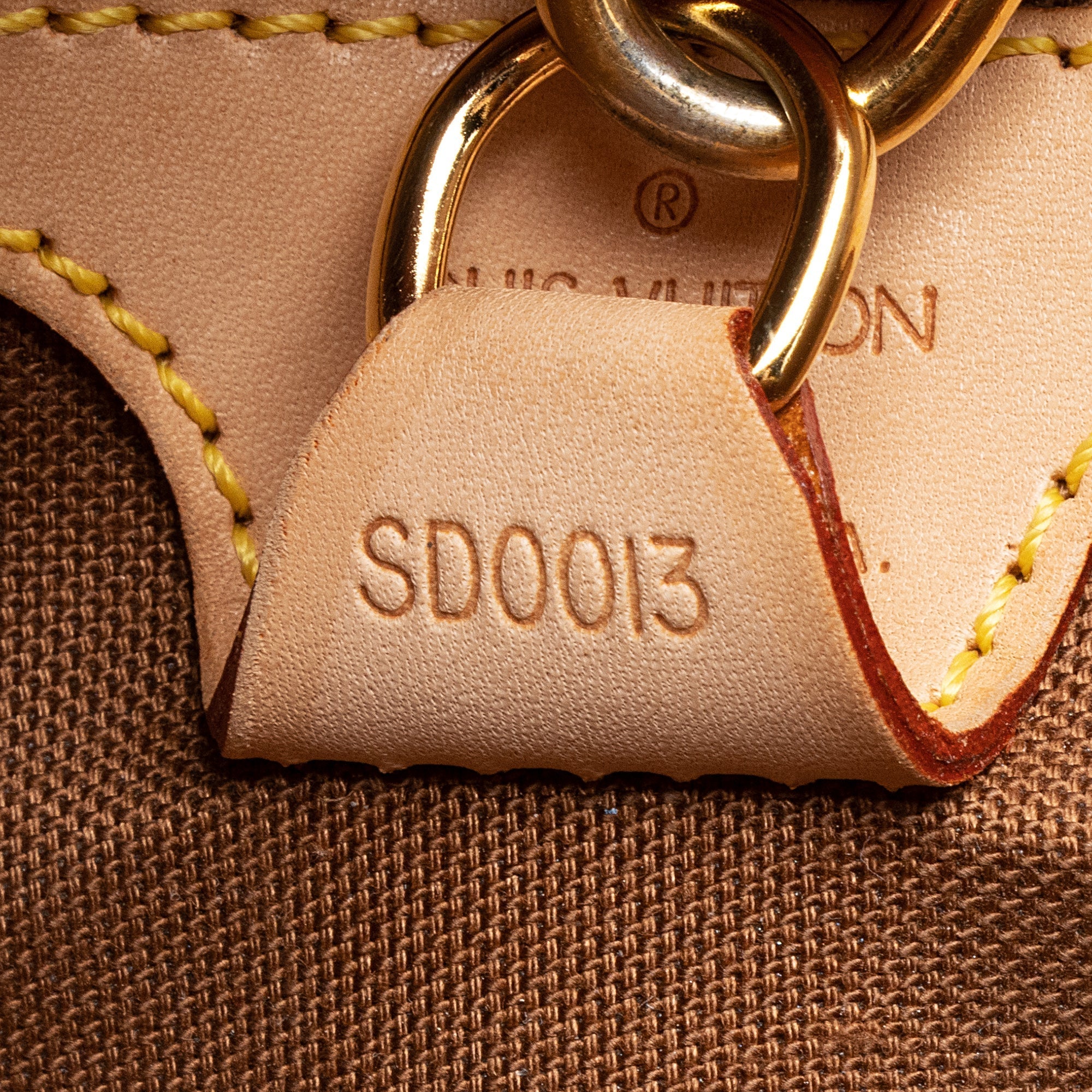 Louis Vuitton Monogram Canvas Ellipse MM Satchel (SHF-22702)