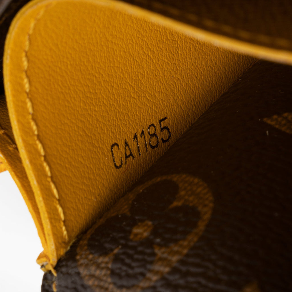 Louis Vuitton Monogram Canvas Emilie Wallet (SHF-I46Tox)