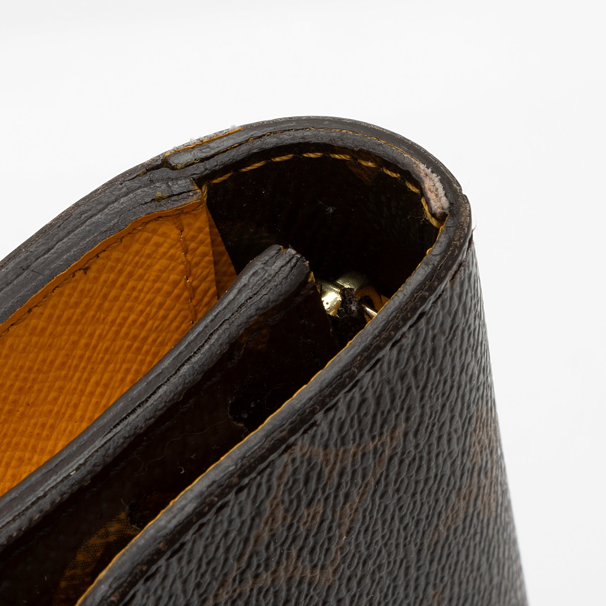 Louis Vuitton Monogram Canvas Emilie Wallet (SHF-I46Tox)