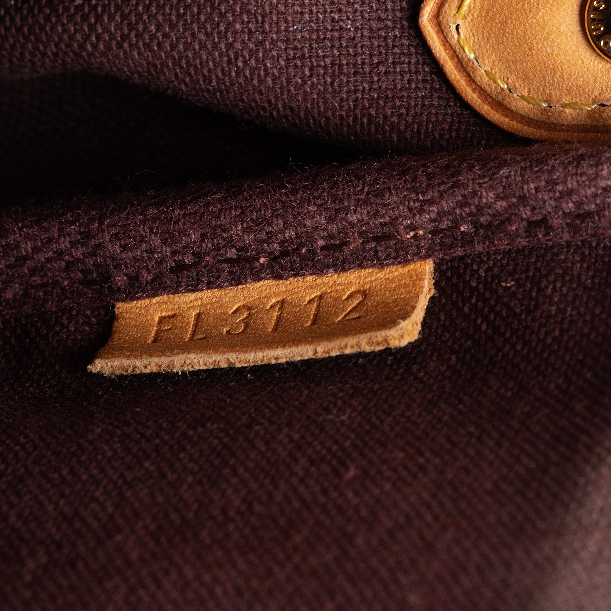 Louis Vuitton Monogram Canvas Favorite MM Shoulder Bag (SHF-jdJmNz)