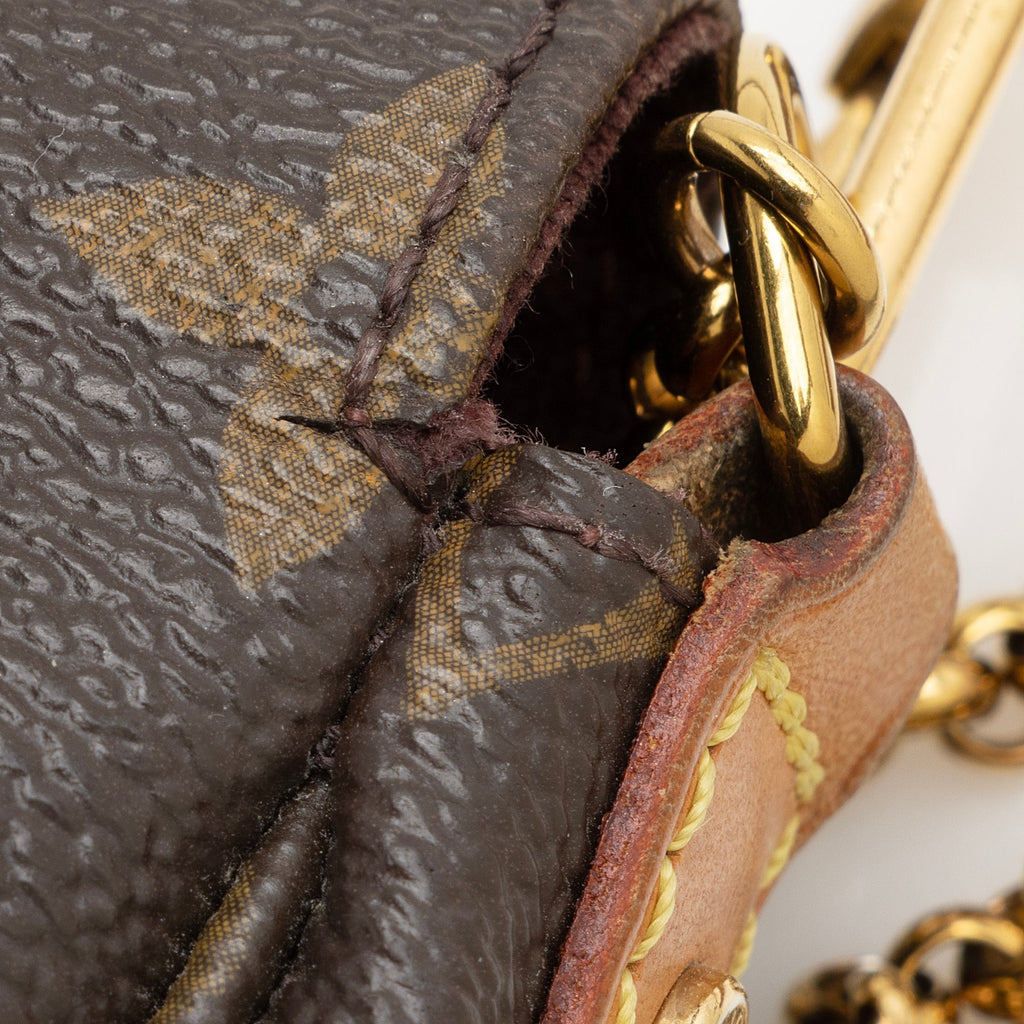 Louis Vuitton Monogram Canvas Favorite PM Shoulder Bag (SHF-22737)