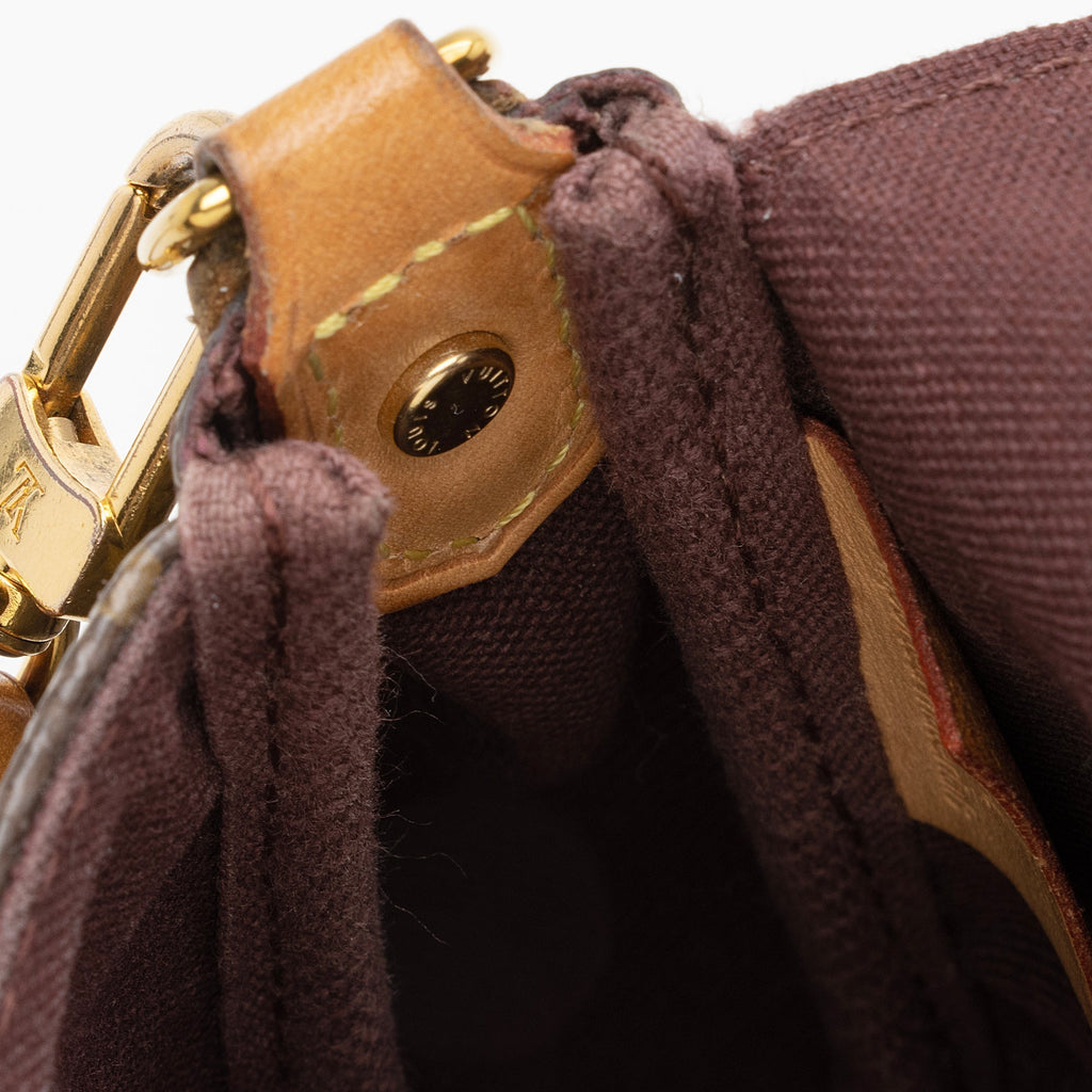 Louis Vuitton Monogram Canvas Favorite PM Shoulder Bag (SHF-22737)