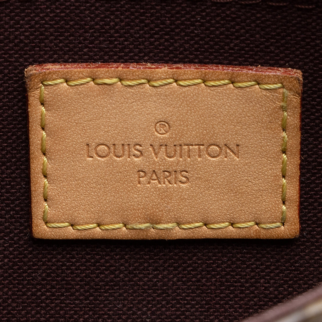 Louis Vuitton Monogram Canvas Favorite PM Shoulder Bag (SHF-22737)