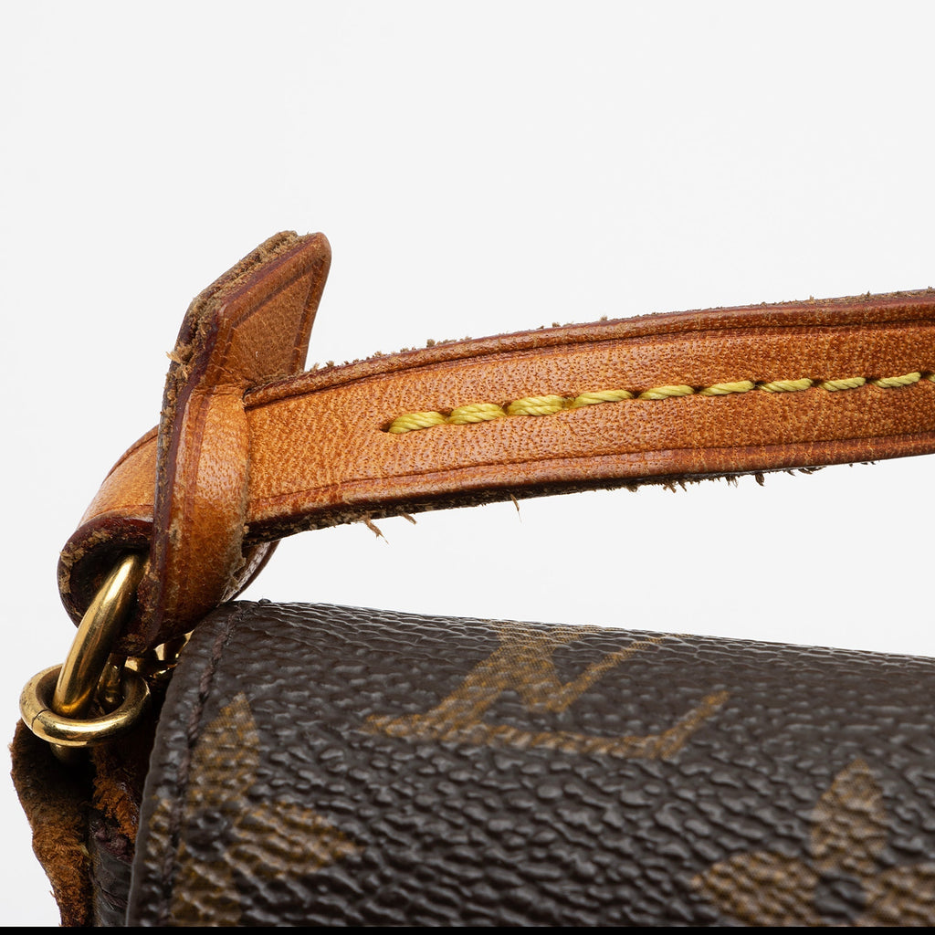 Louis Vuitton Monogram Canvas Favorite PM Shoulder Bag (SHF-p19Rzf)