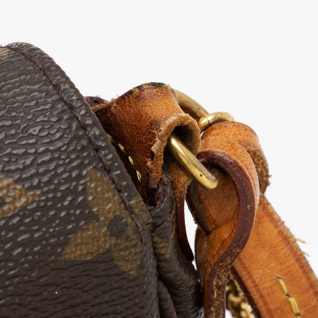Louis Vuitton Monogram Canvas Favorite PM Shoulder Bag (SHF-p19Rzf)