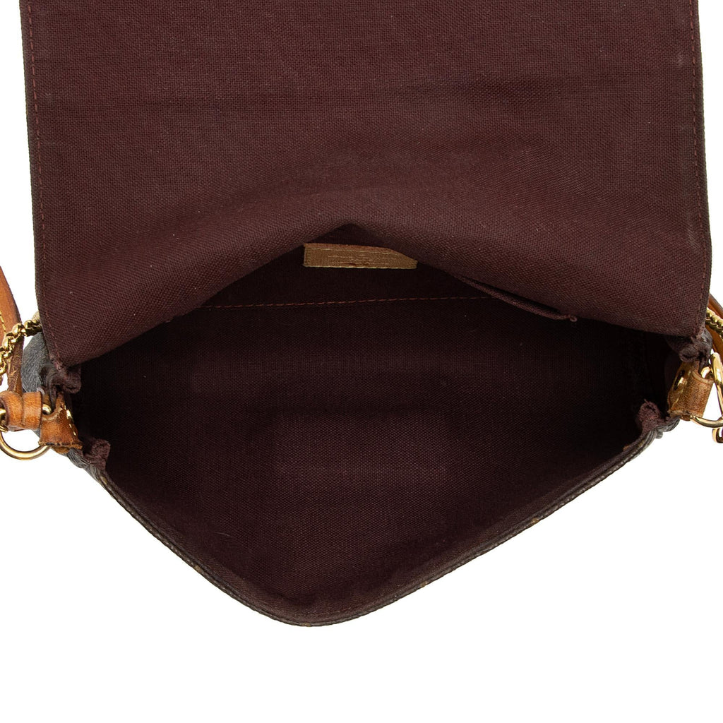 Louis Vuitton Monogram Canvas Favorite PM Shoulder Bag (SHF-p19Rzf)