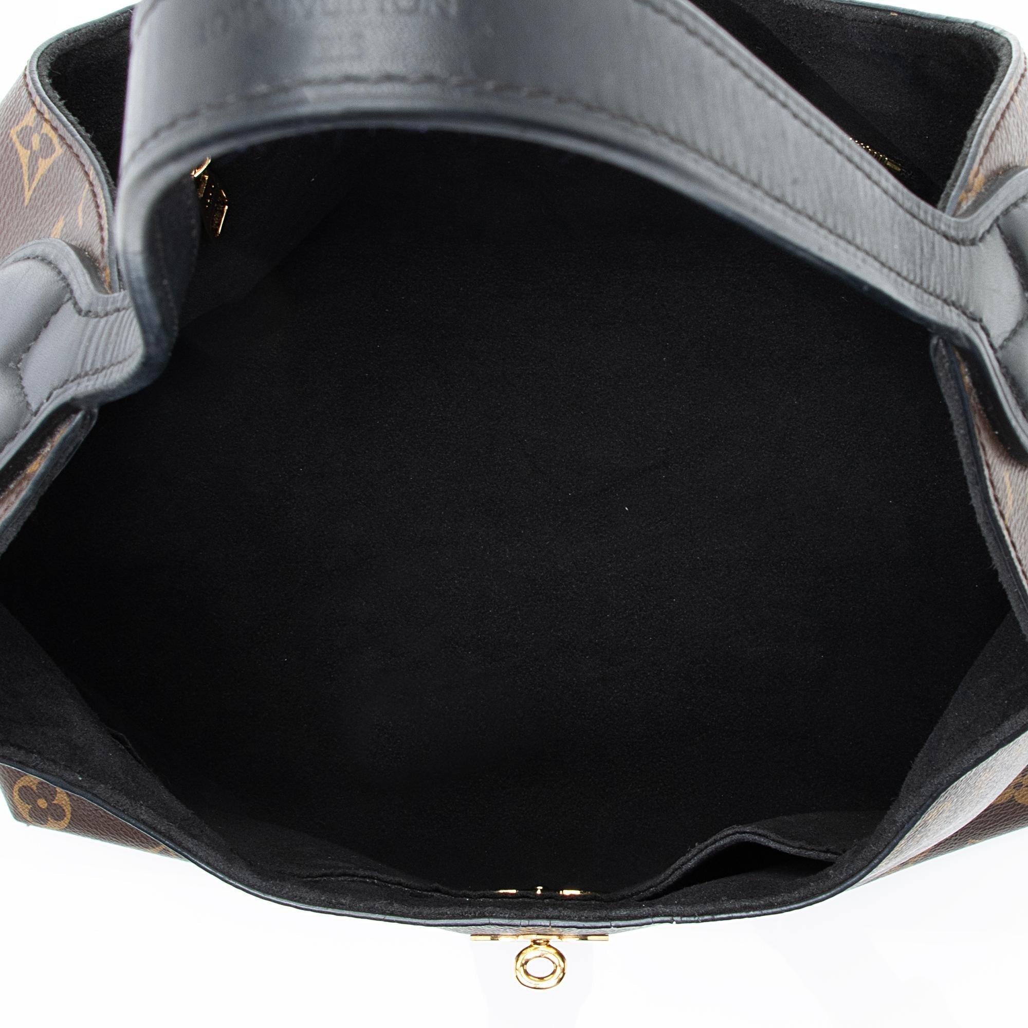 Louis Vuitton Monogram Canvas Flower Hobo (SHF-23064)