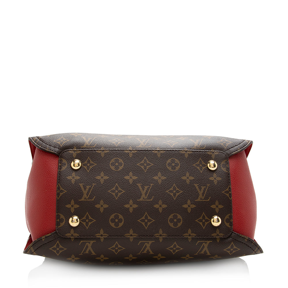 Louis Vuitton Monogram Canvas Gaia Shoulder Bag (SHF-21605)