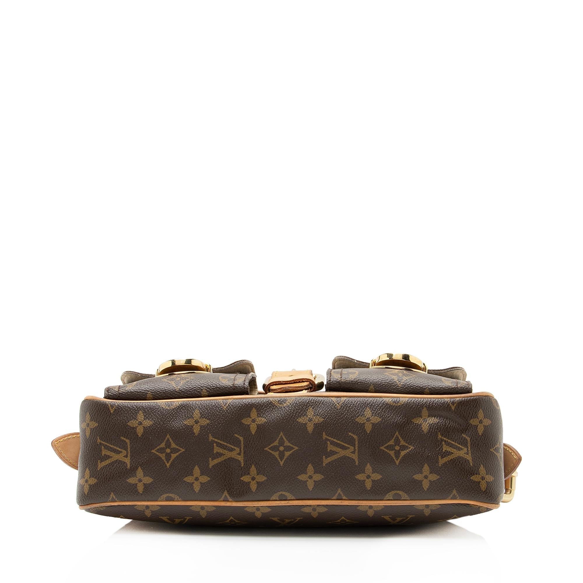 Louis Vuitton Monogram Canvas Hudson PM Shoulder Bag (SHF-23168)