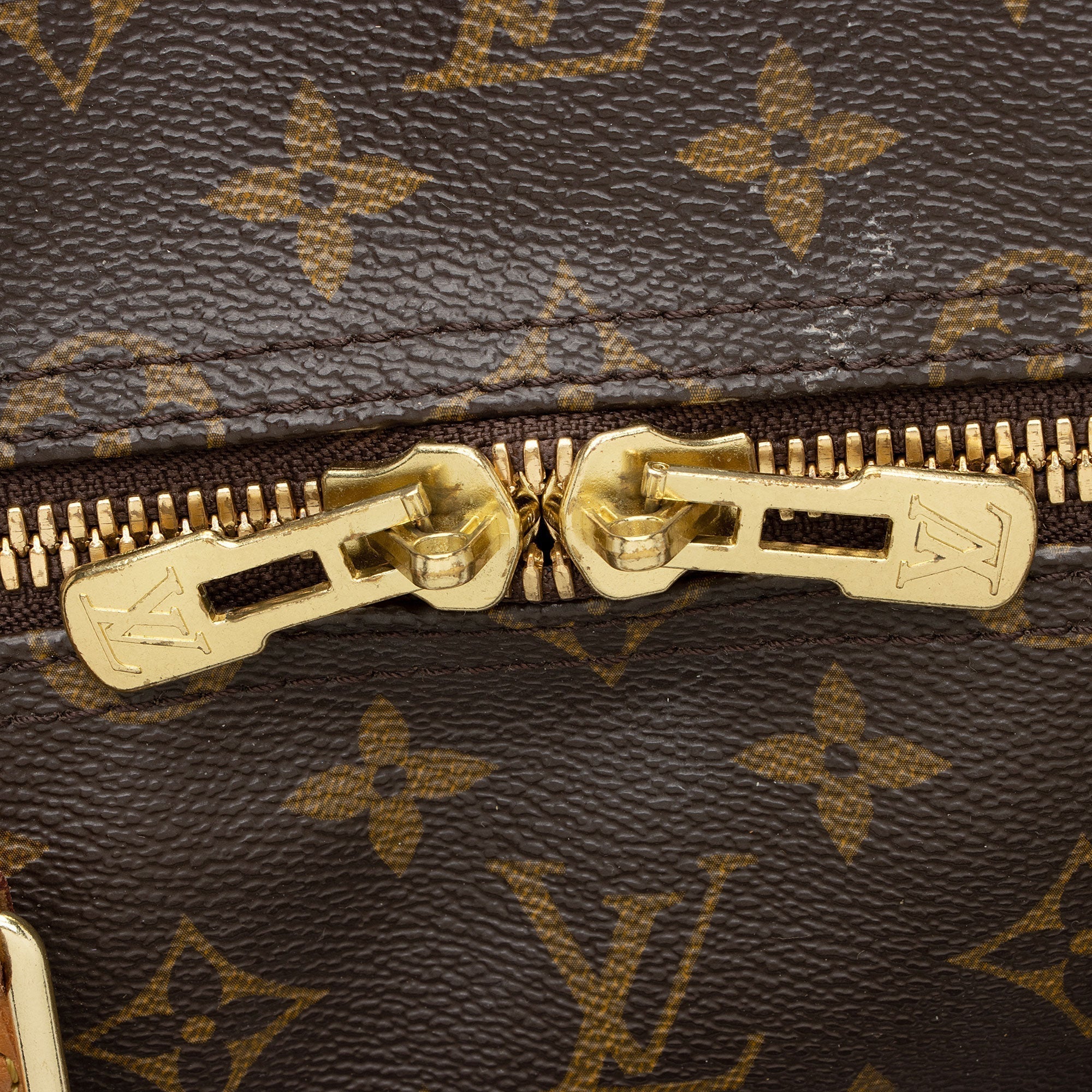 Louis Vuitton Monogram Canvas Keepall Bandouliere 55 Duffle Bag