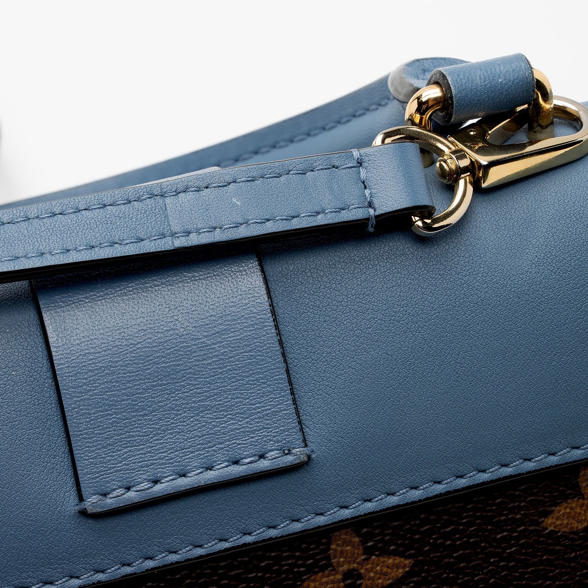 Louis Vuitton Monogram Canvas Locky BB Satchel (SHF-lB8jEM)