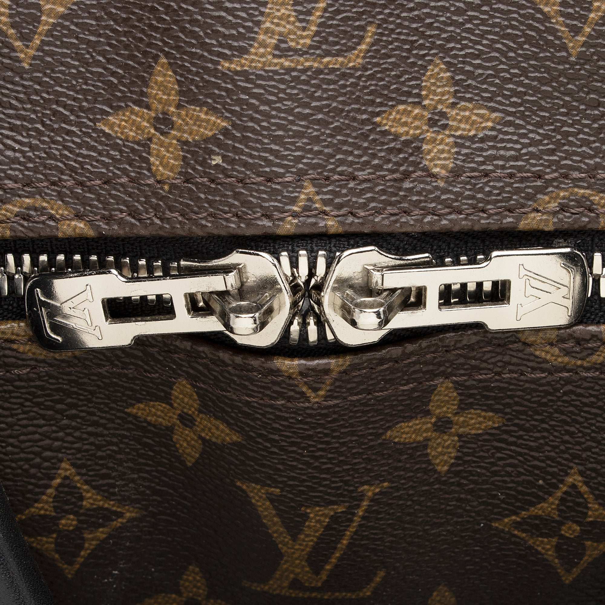 Louis Vuitton Monogram Canvas Macassar Keepall Bandouliere 55 Duffle Bag (SHF-22191)