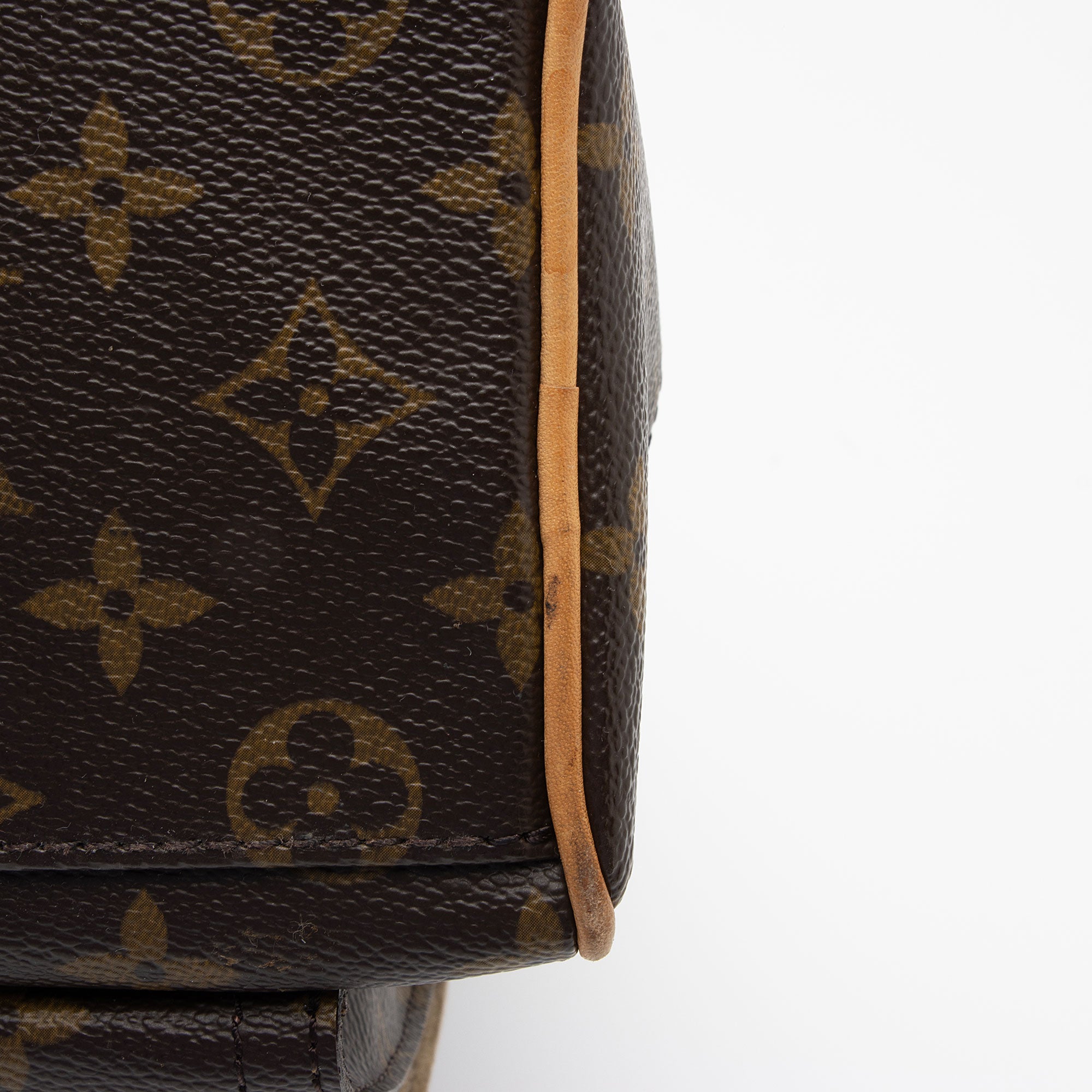 Louis Vuitton Monogram Canvas Manhattan PM Satchel (SHF-ZABdGZ)