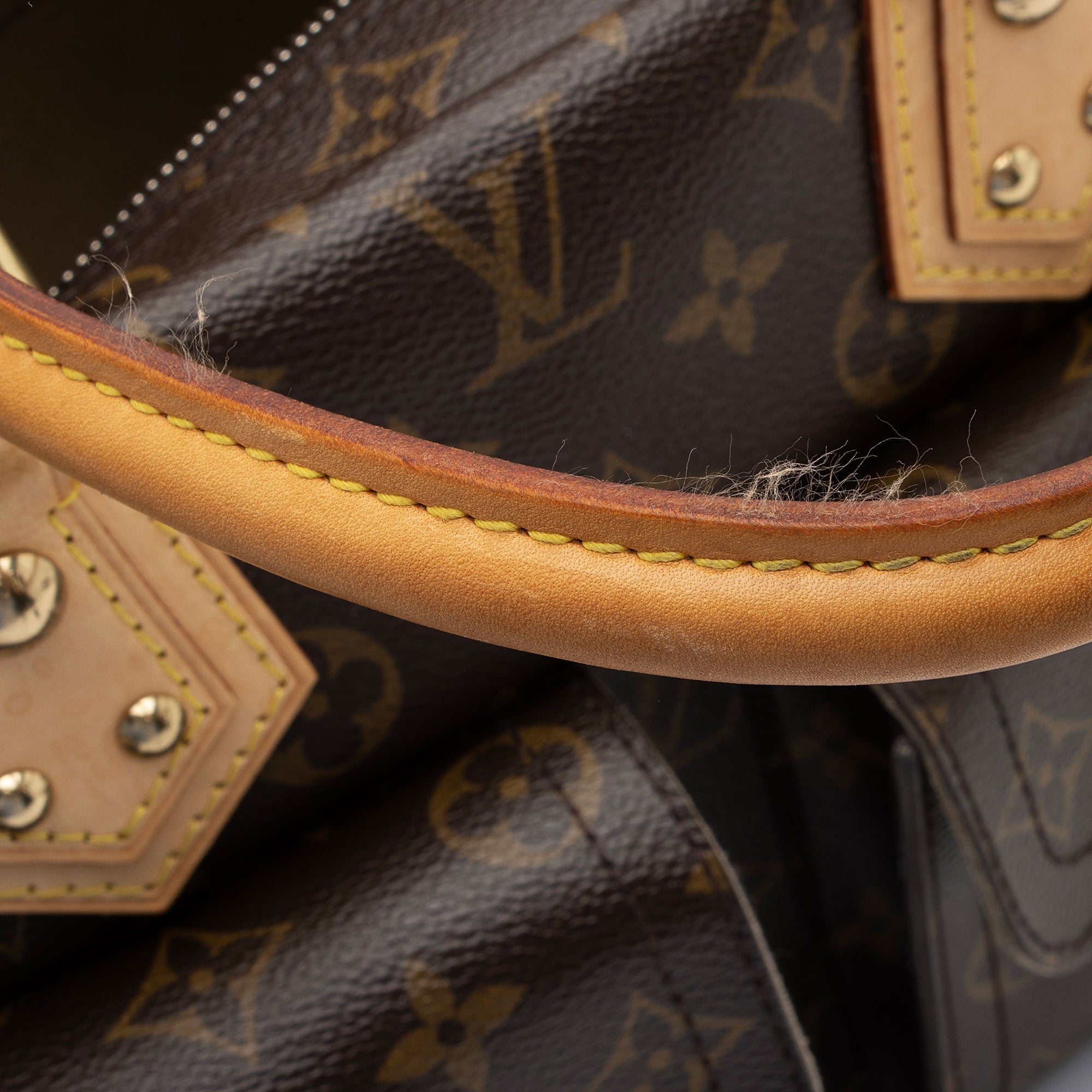Louis Vuitton Monogram Canvas Manhattan PM Satchel (SHF-ZABdGZ)