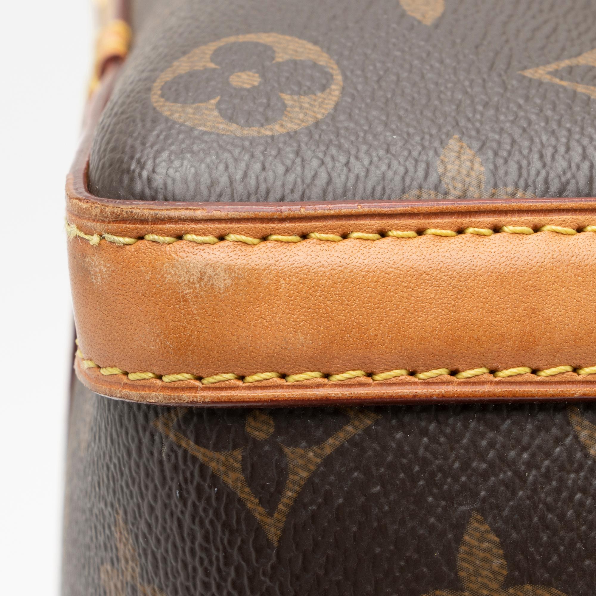 Louis Vuitton Monogram Canvas Marais MM Satchel (SHF-23785)
