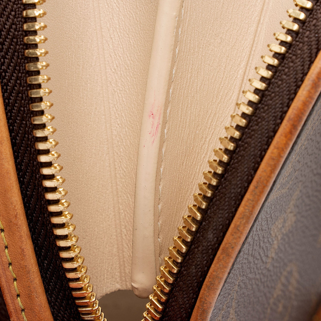 Louis Vuitton Monogram Canvas Mini Boite Chapeau Shoulder Bag (SHF-qOsZmz)