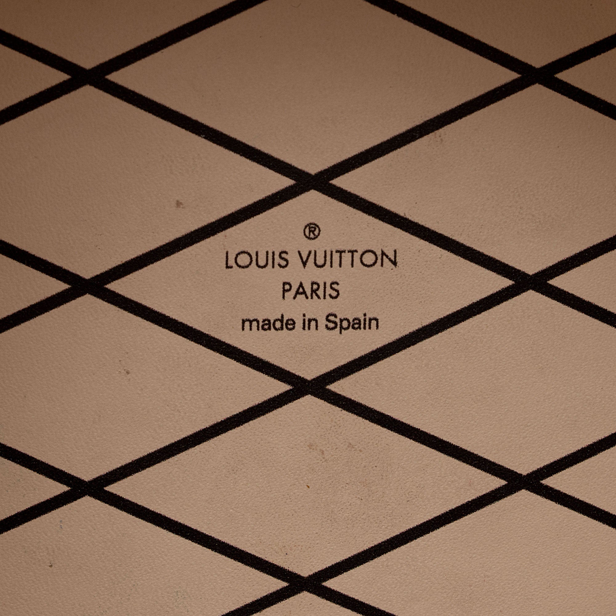 Louis Vuitton Monogram Canvas Mini Boite Chapeau Shoulder Bag (SHF-qOsZmz)