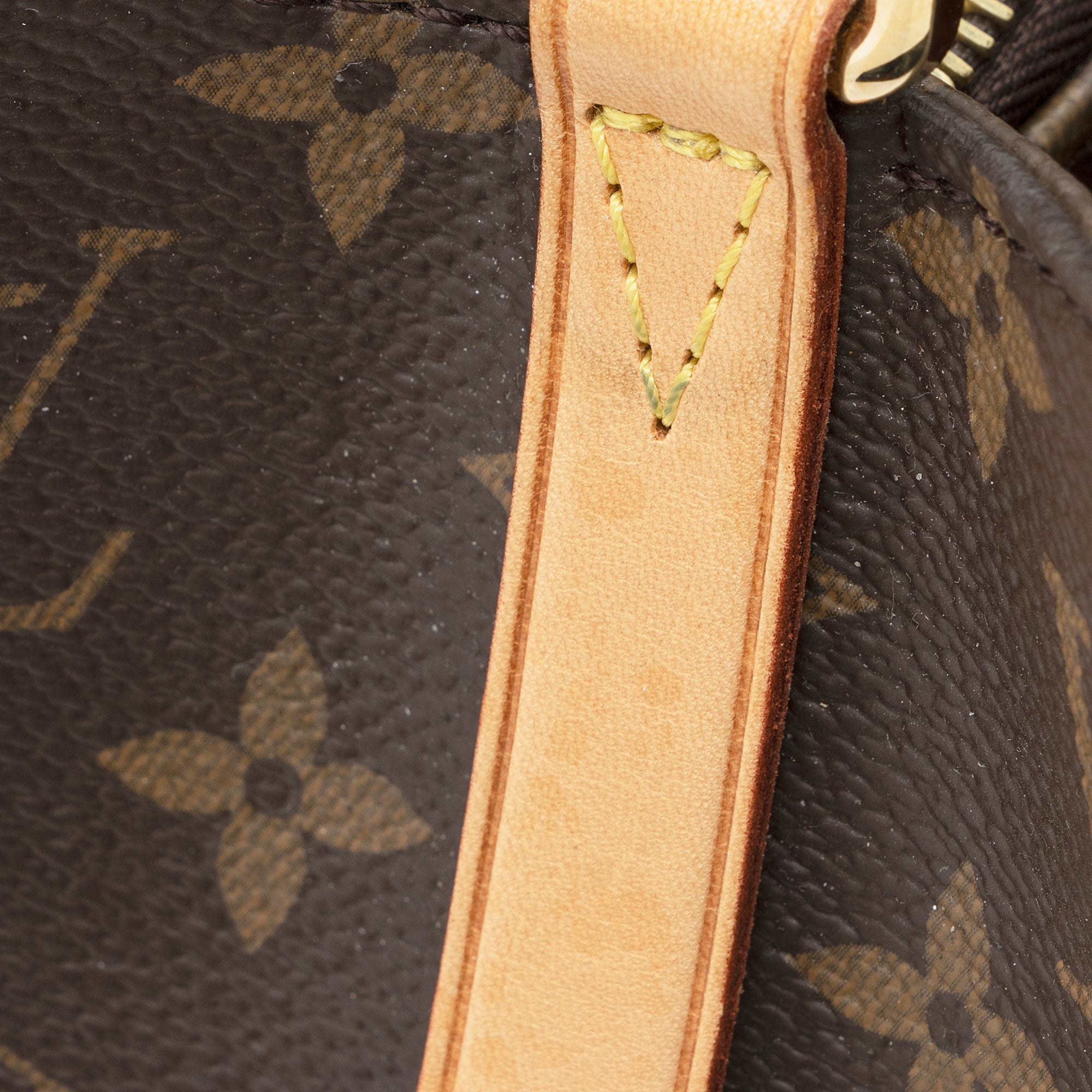 Louis Vuitton Monogram Canvas Montaigne GM Tote (SHF-22574)