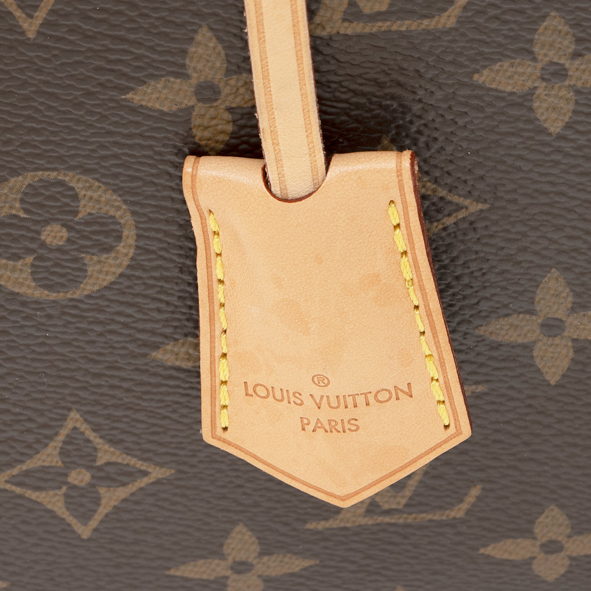 Louis Vuitton Monogram Canvas Montaigne GM Tote (SHF-22574)